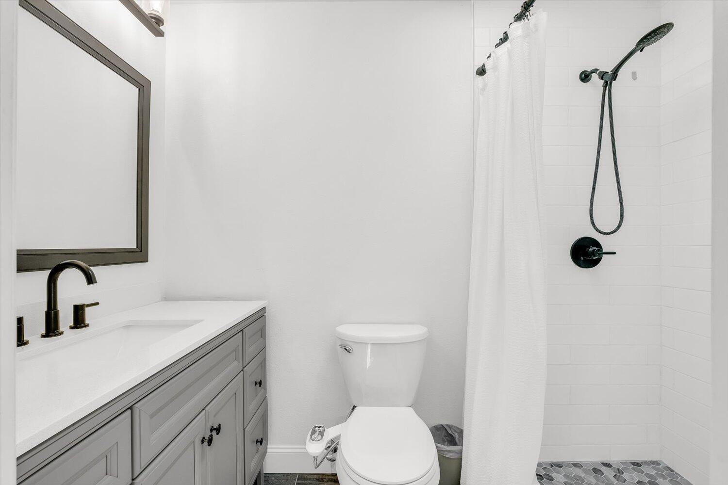 VALPARAISO PINECREST 5 - Residential