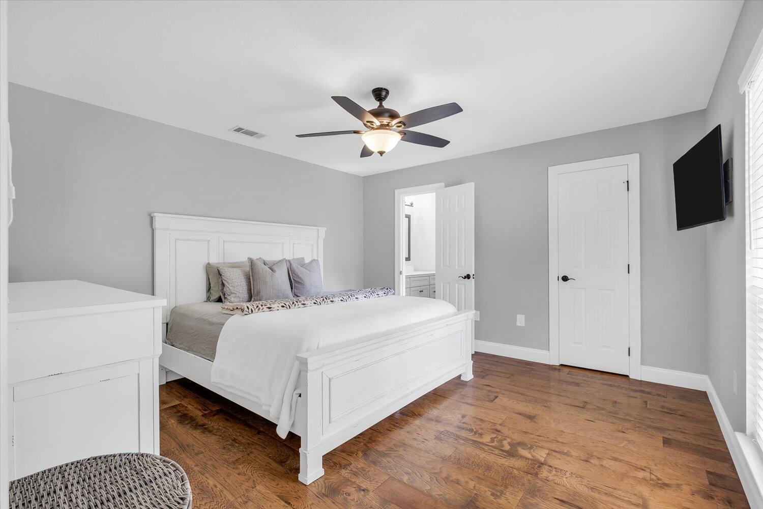 VALPARAISO PINECREST 5 - Residential