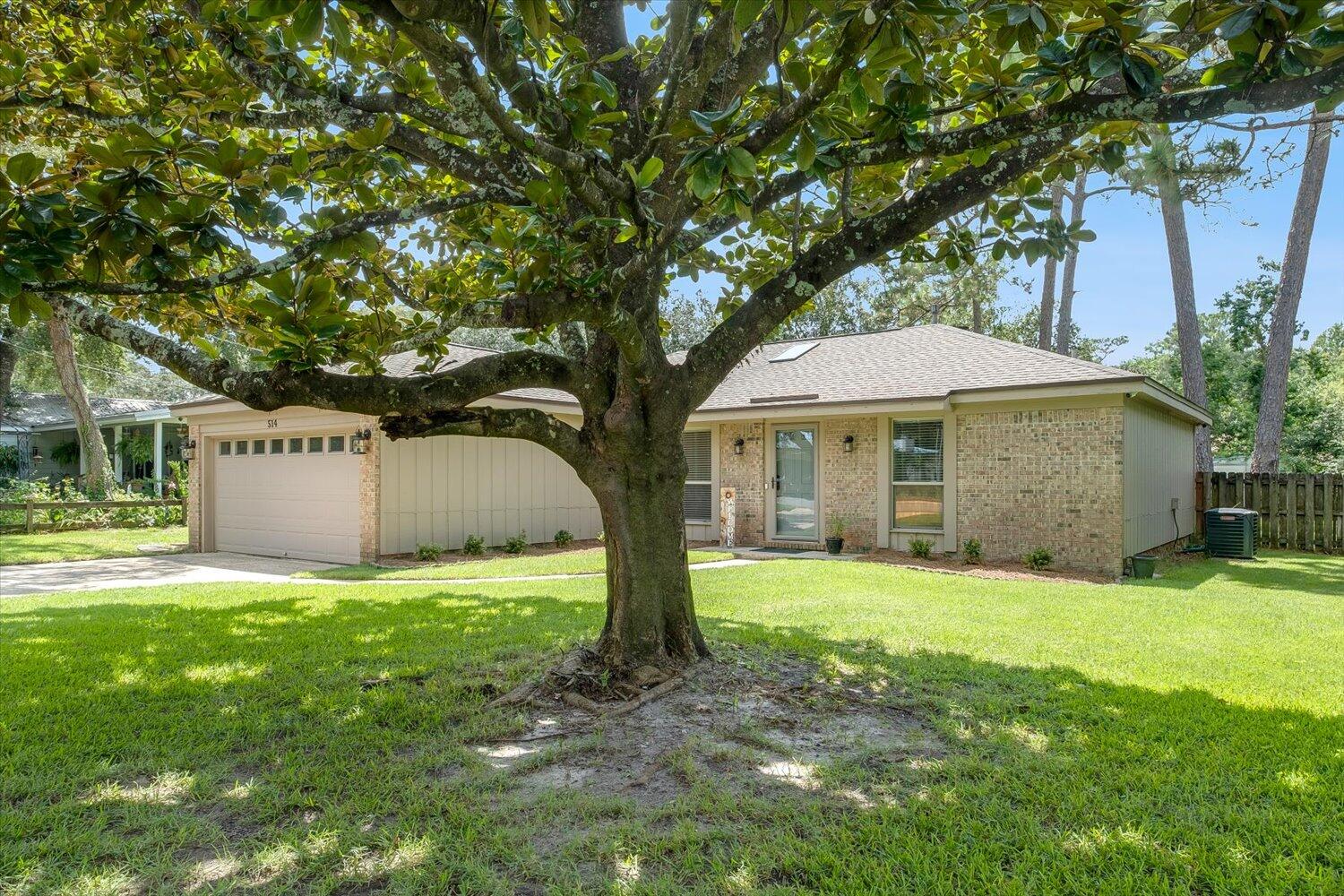 VALPARAISO PINECREST 5 - Residential