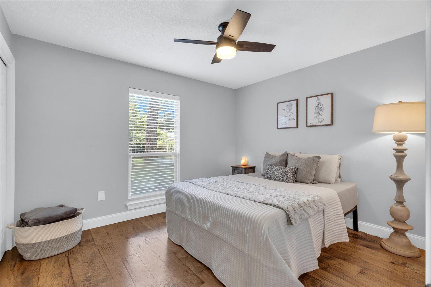 VALPARAISO PINECREST 5 - Residential