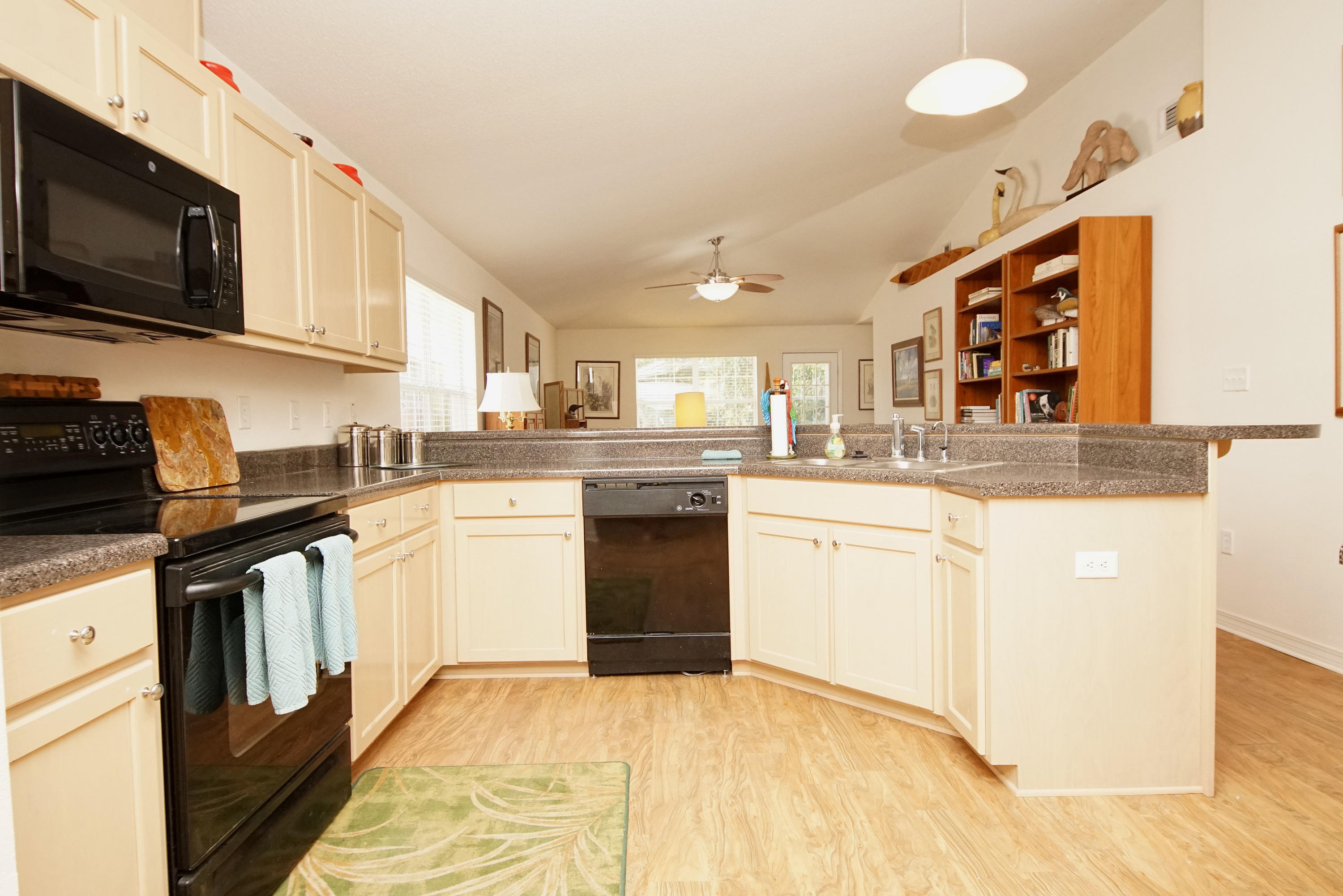 MARSH HARBOR - Residential