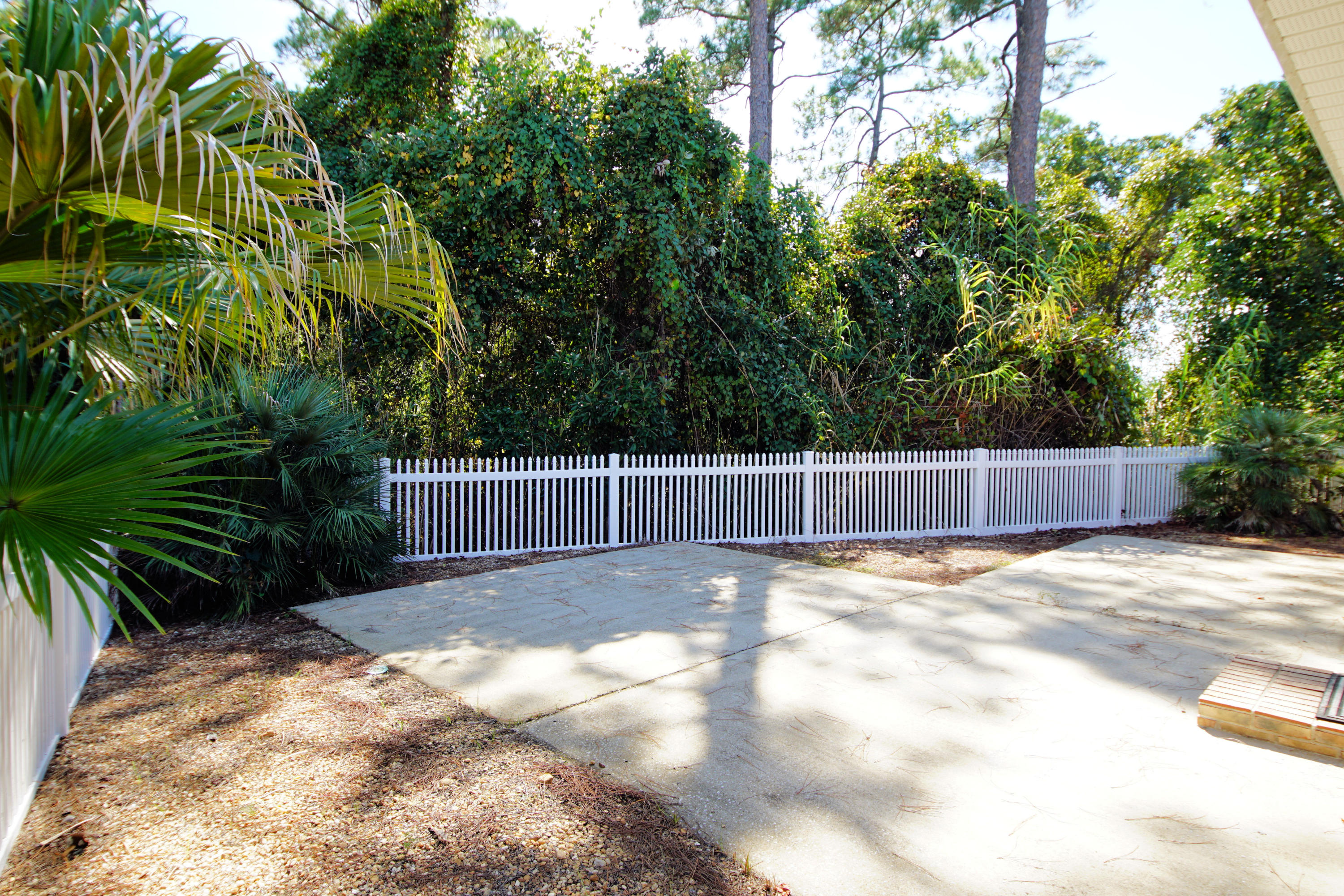 MARSH HARBOR - Residential