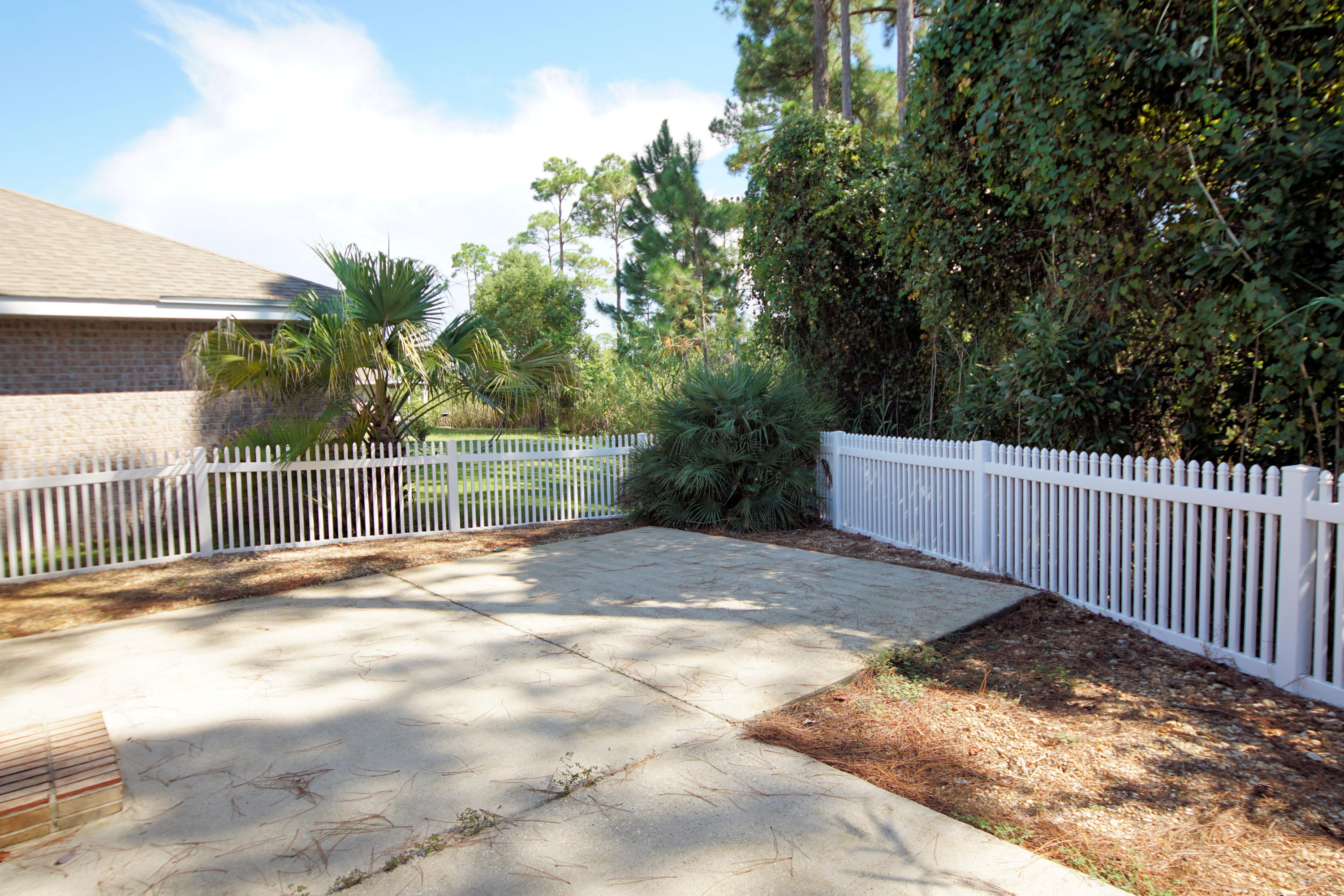 MARSH HARBOR - Residential