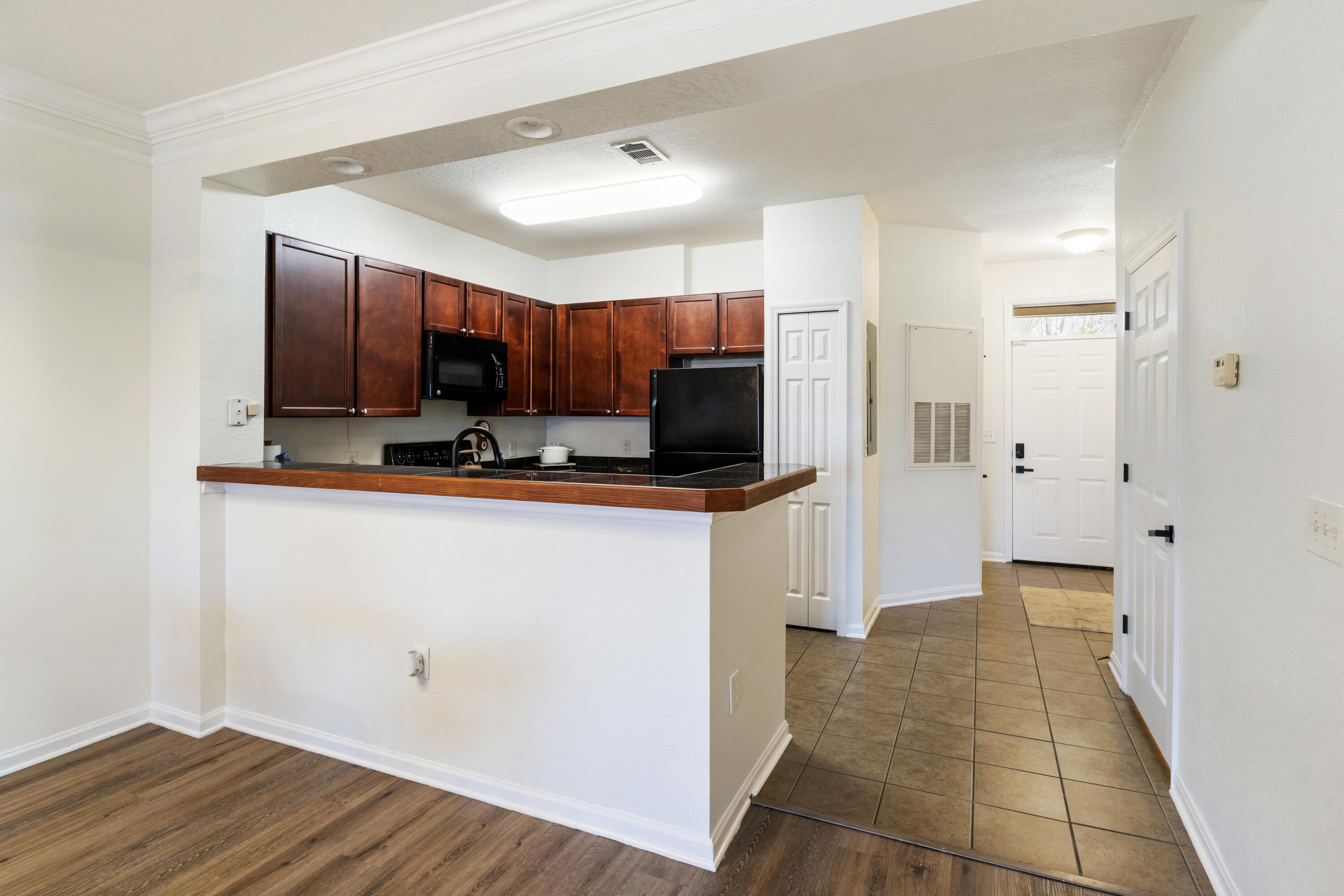 Baldwin Rowe - Residential