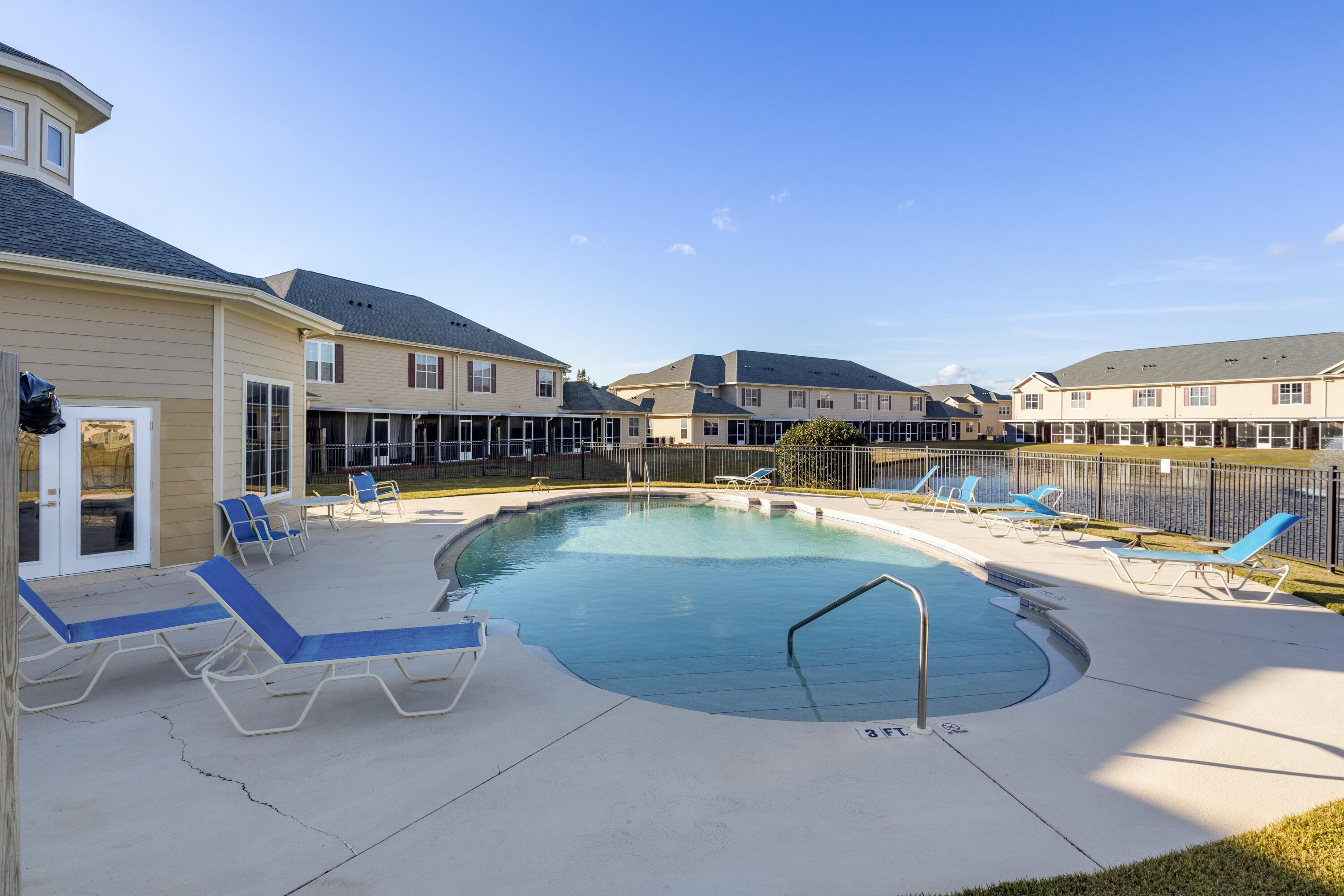 Baldwin Rowe - Residential