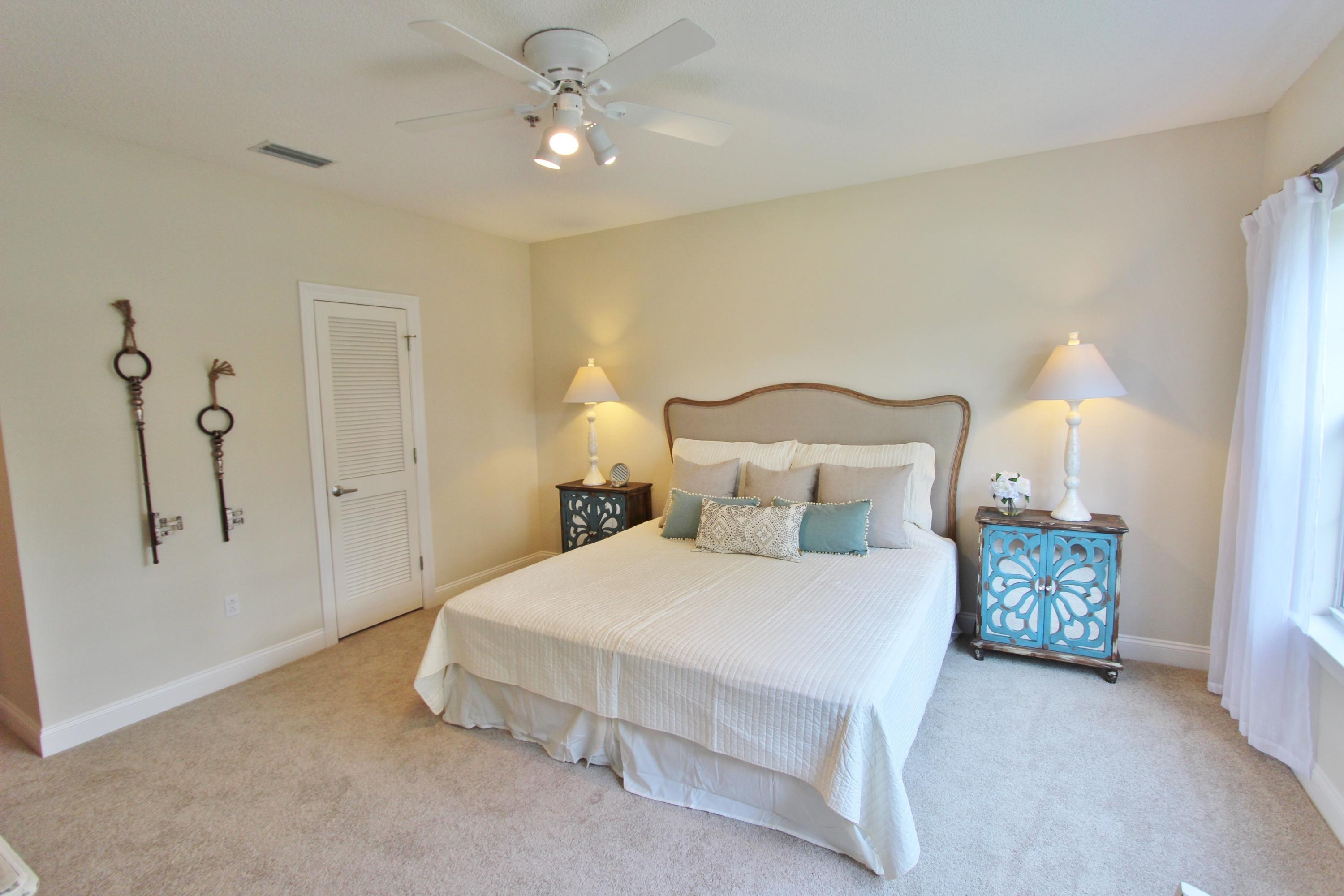 LAGUNA LANDING - Residential