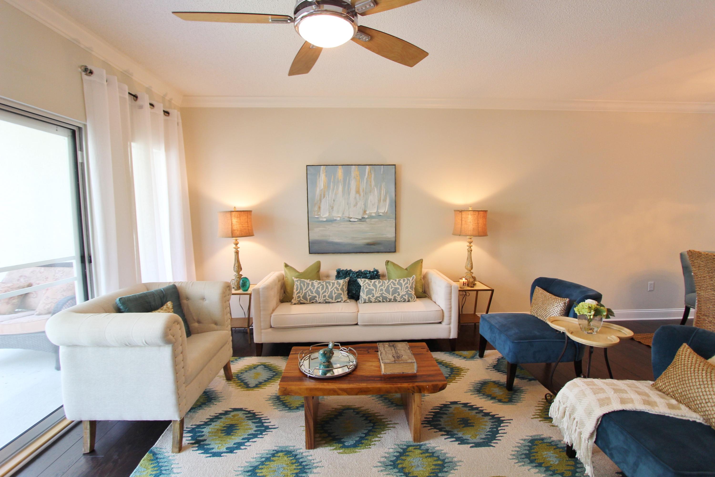 LAGUNA LANDING - Residential