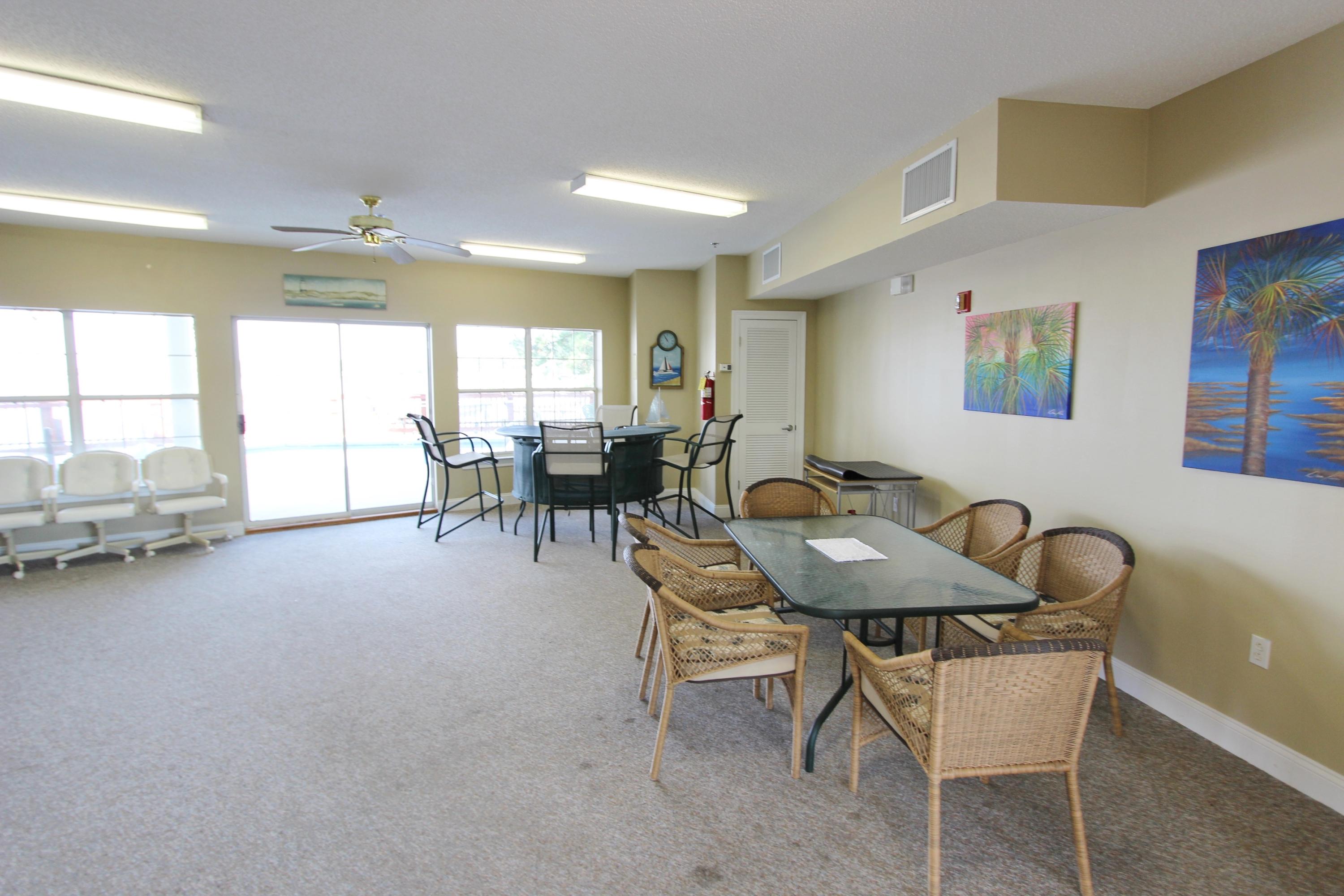 LAGUNA LANDING - Residential