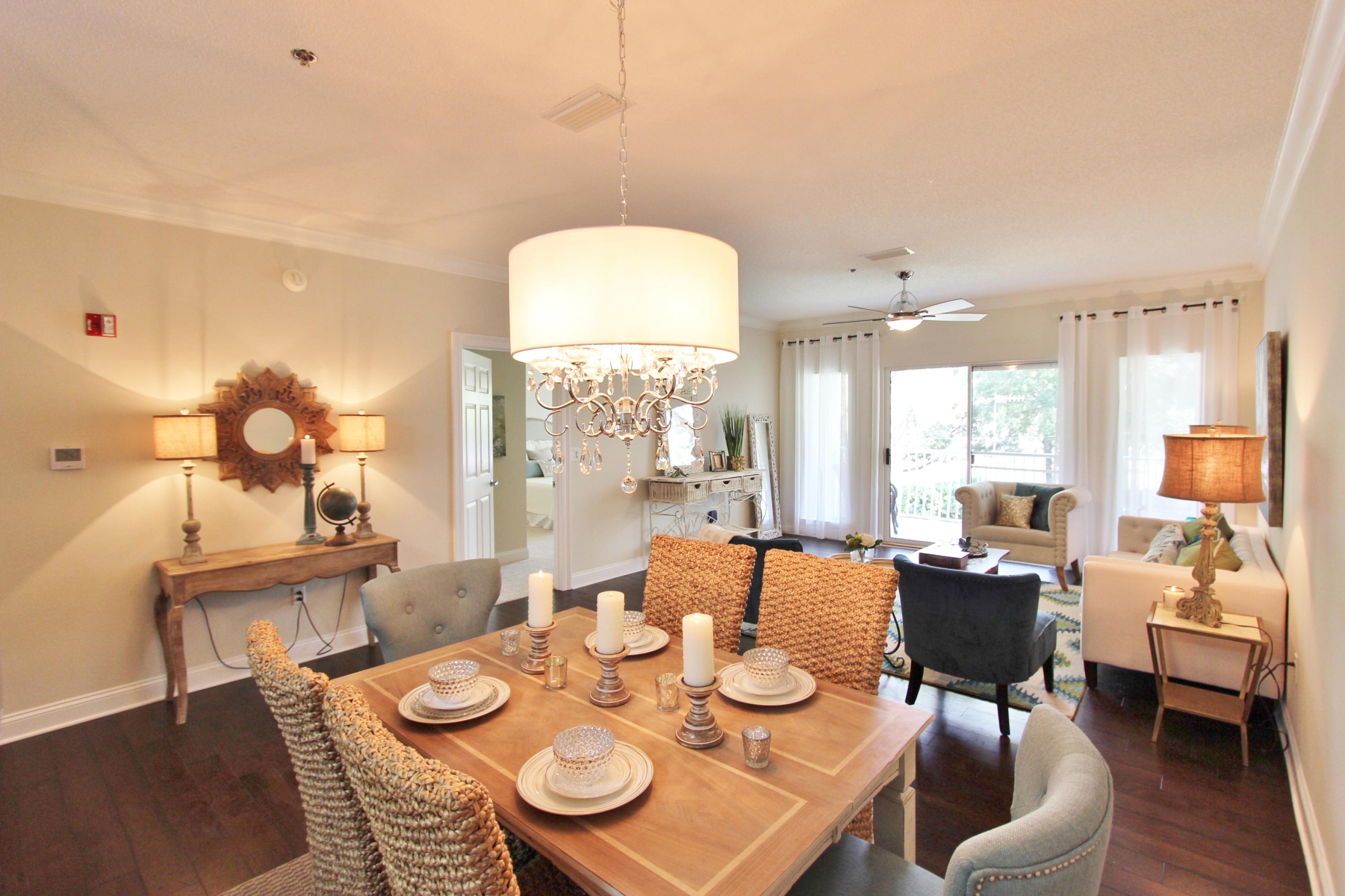 LAGUNA LANDING - Residential