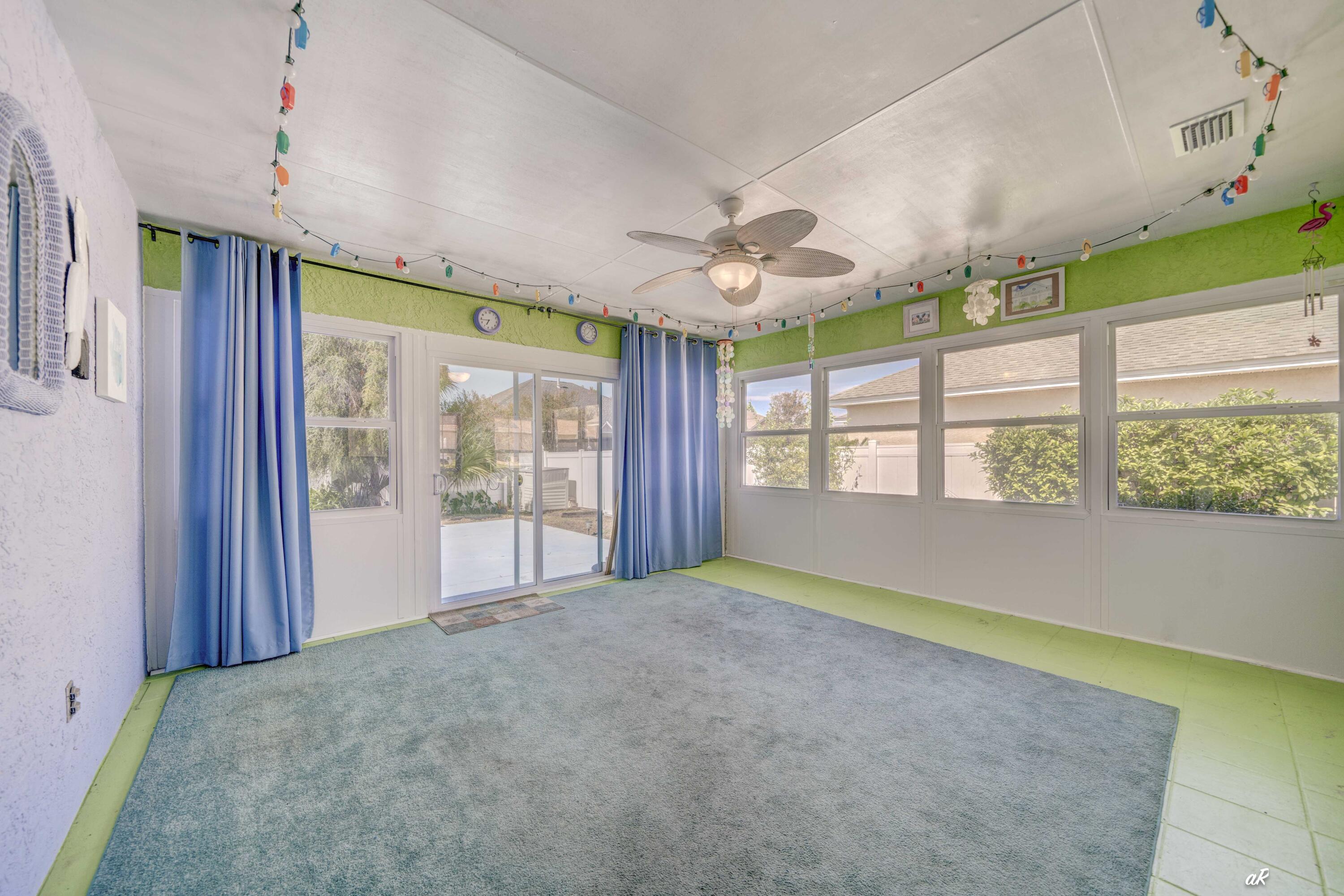 SUMMER BREEZE PH 1 - Residential