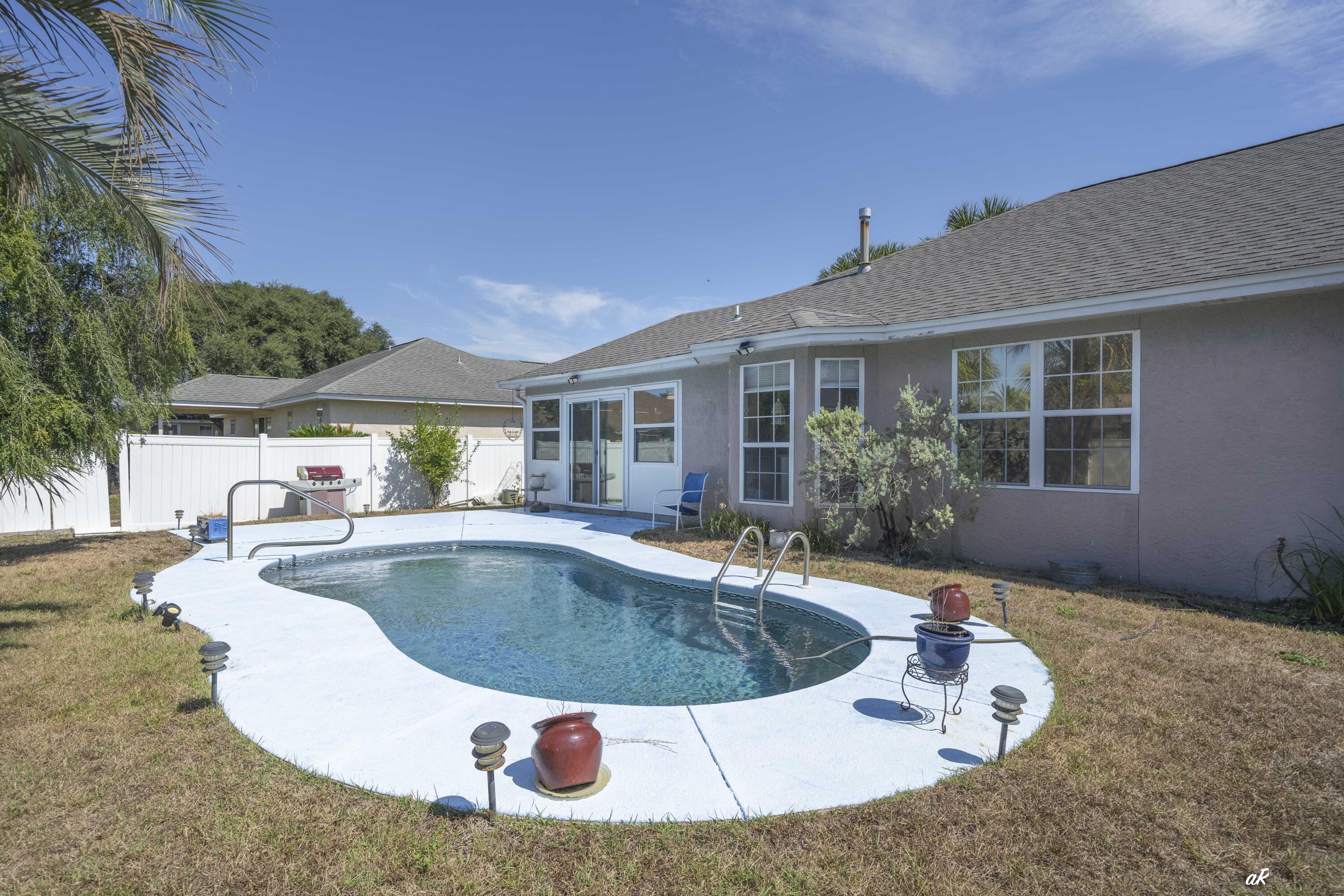 SUMMER BREEZE PH 1 - Residential