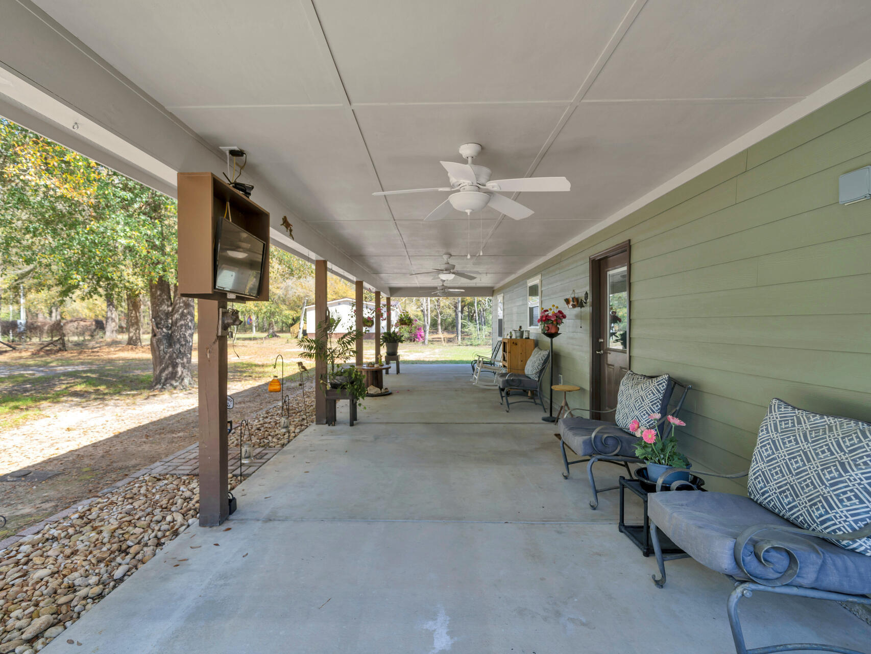 FOXES RUN 1ST ADDN - Residential