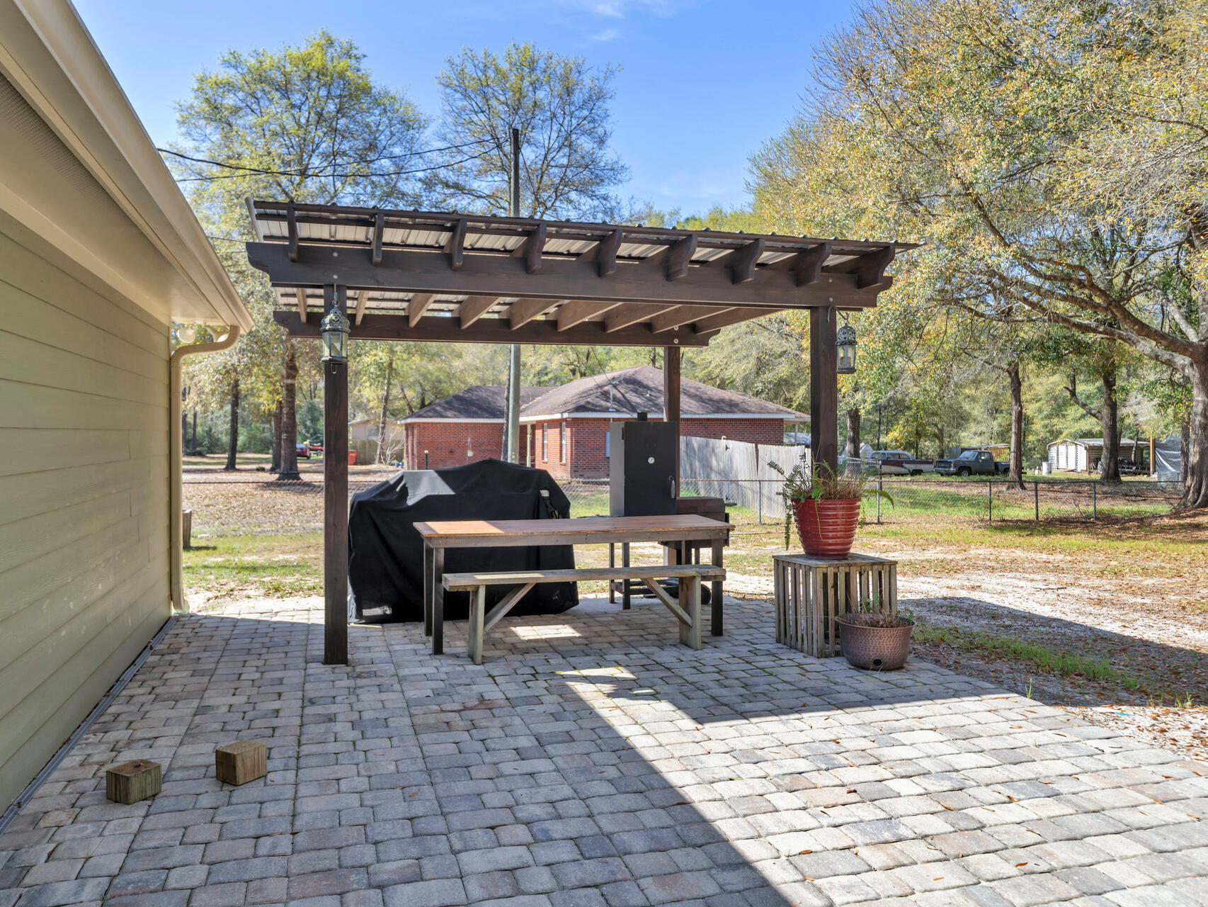 FOXES RUN 1ST ADDN - Residential