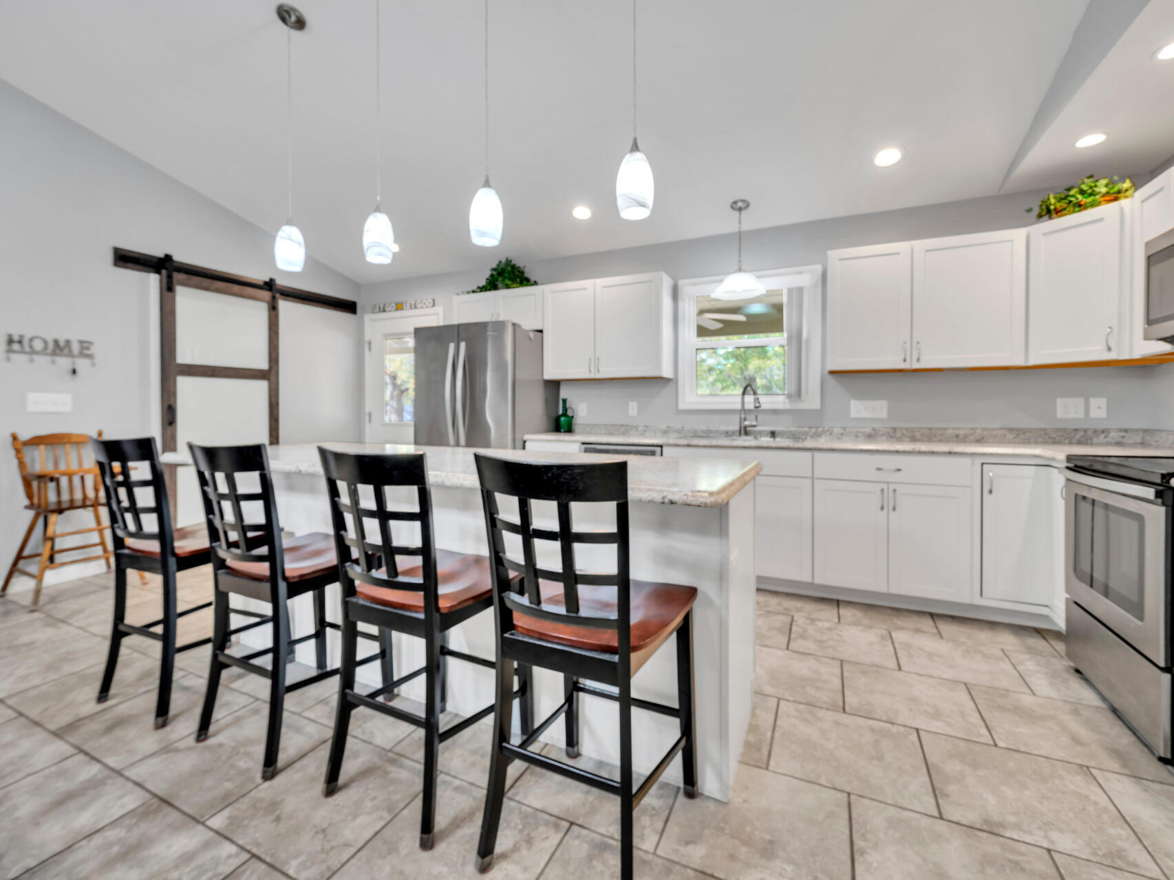 FOXES RUN 1ST ADDN - Residential