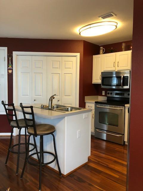 LIGHTHOUSE POINTE UNIT 1 & 2 - Residential