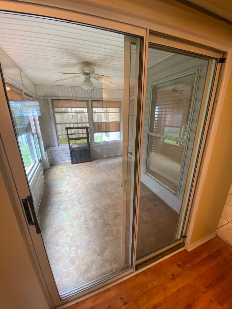 PORT DIXIE - Residential Lease