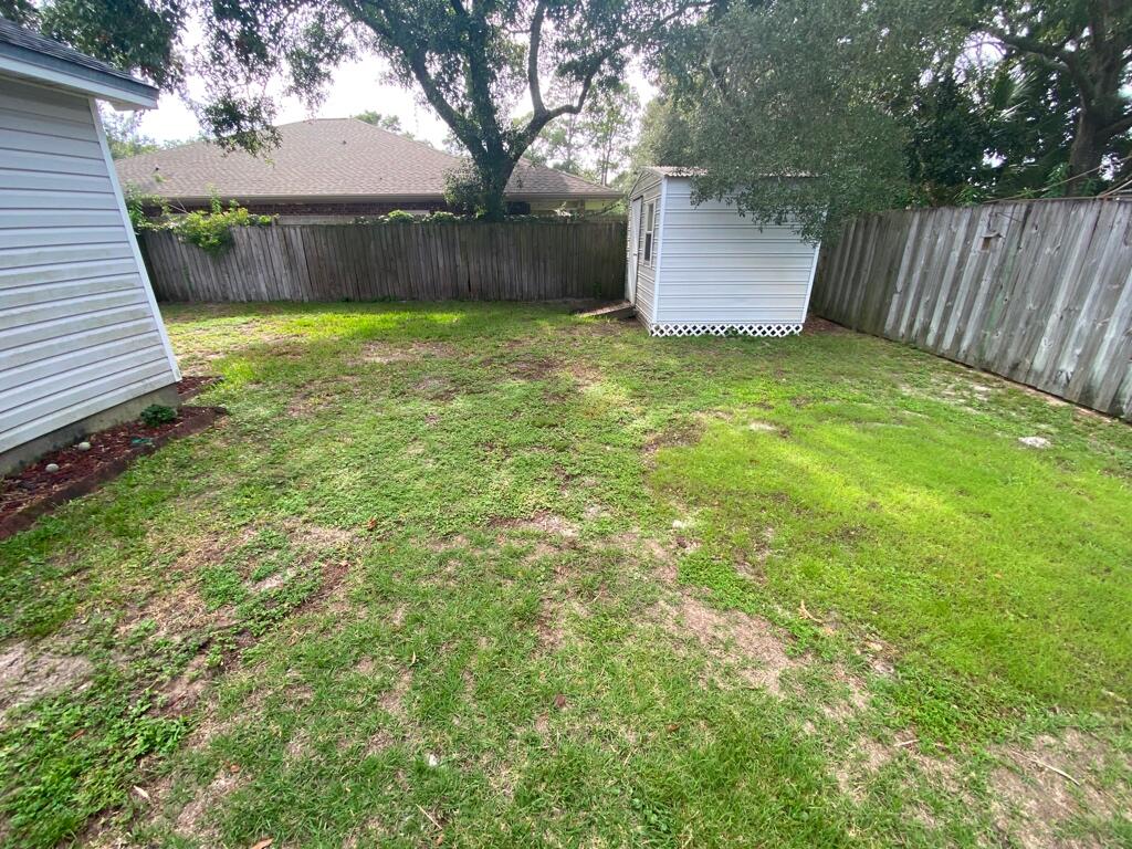 PORT DIXIE - Residential Lease