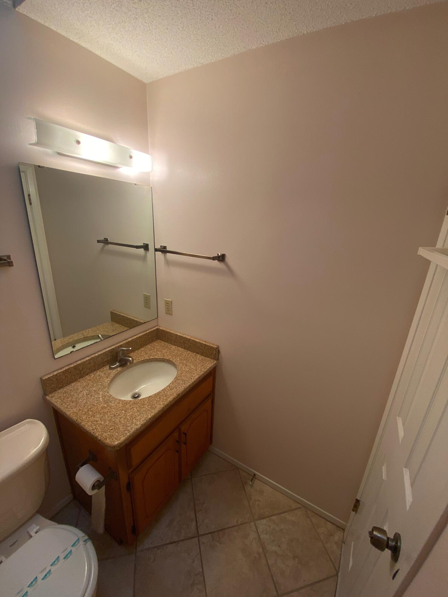 PORT DIXIE - Residential Lease