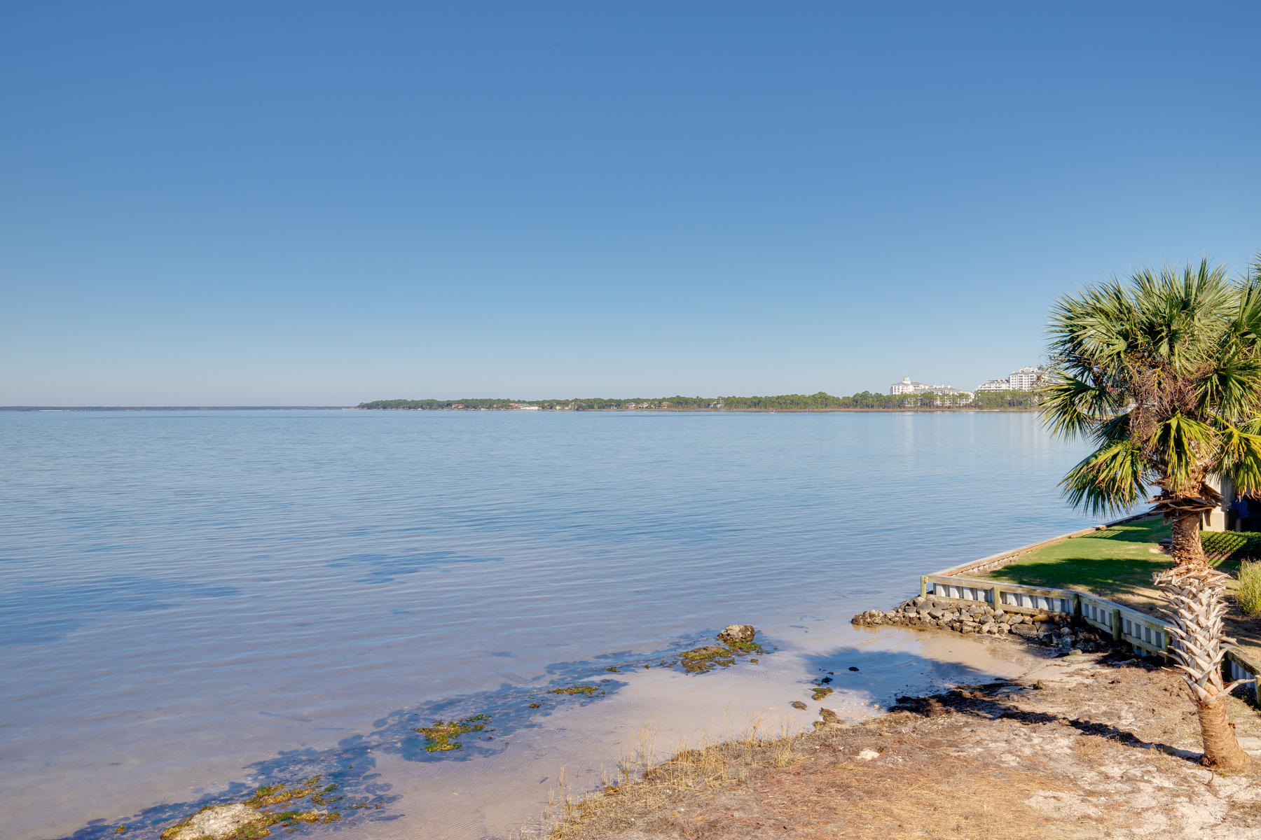 NORTH SHORE T/H - Residential