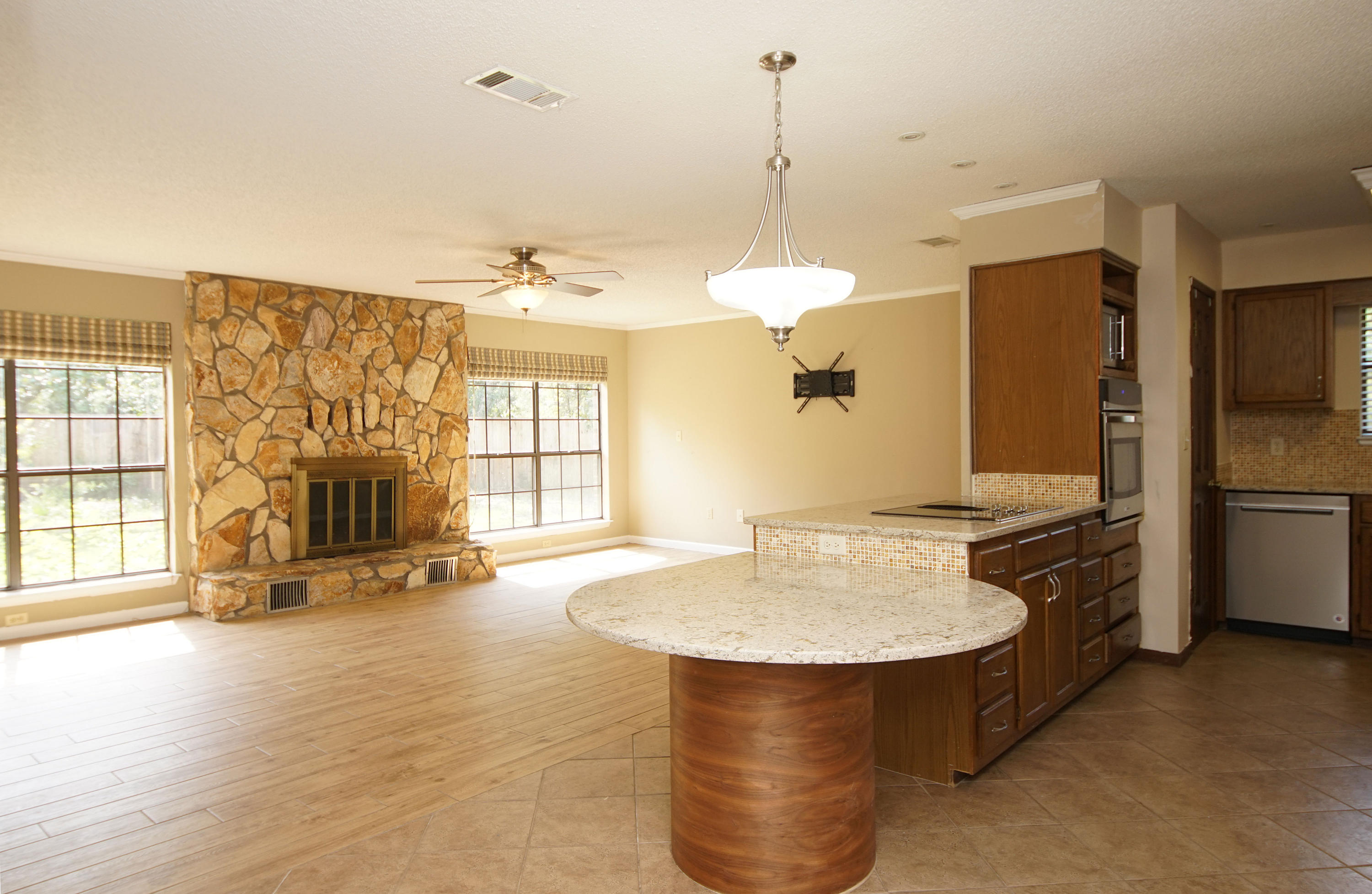 RAINTREE ESTATES #2 - Residential