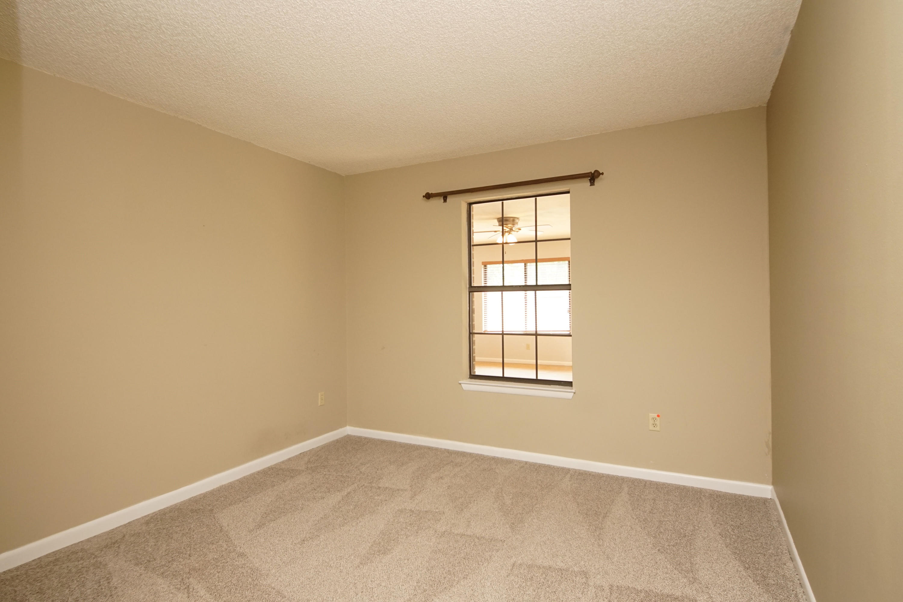 RAINTREE ESTATES #2 - Residential