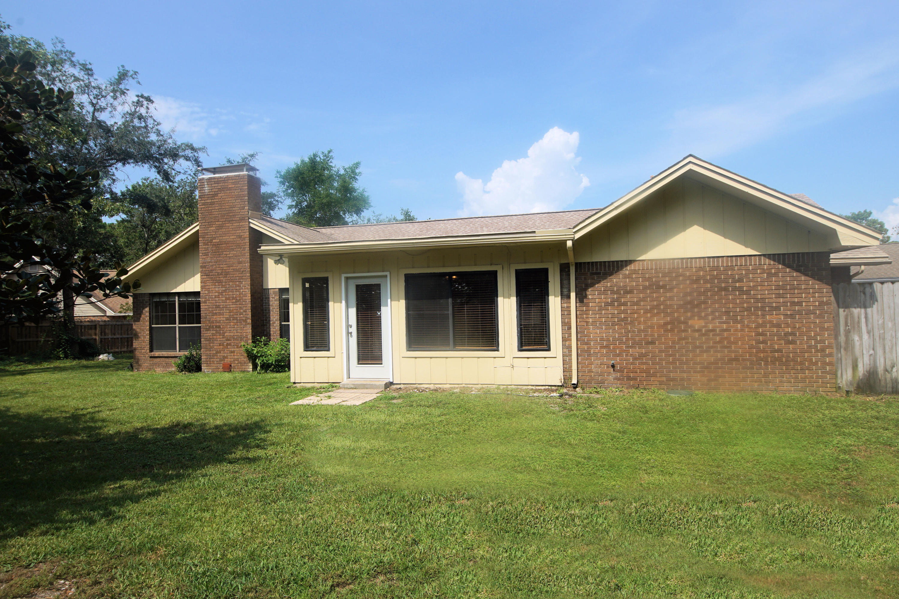 RAINTREE ESTATES #2 - Residential