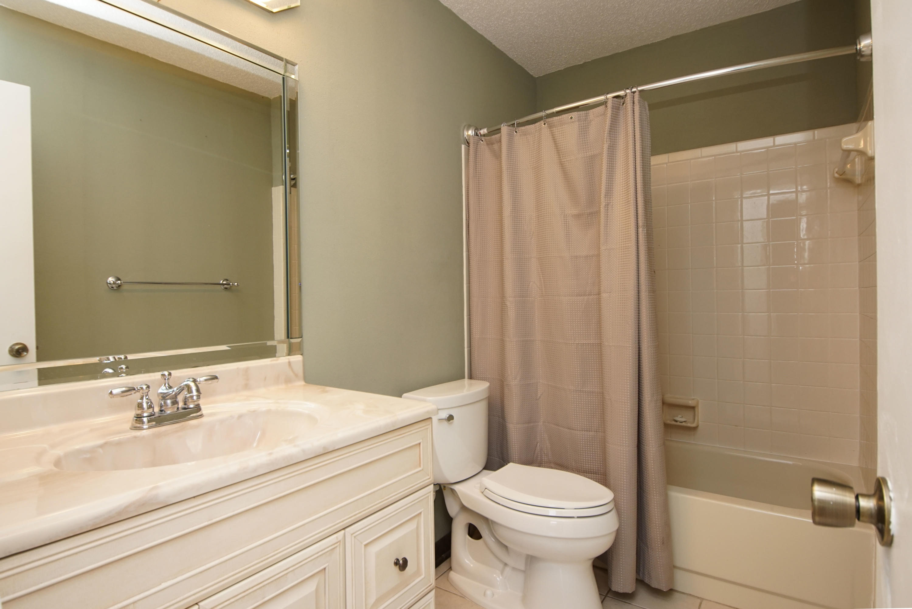 RAINTREE ESTATES #2 - Residential