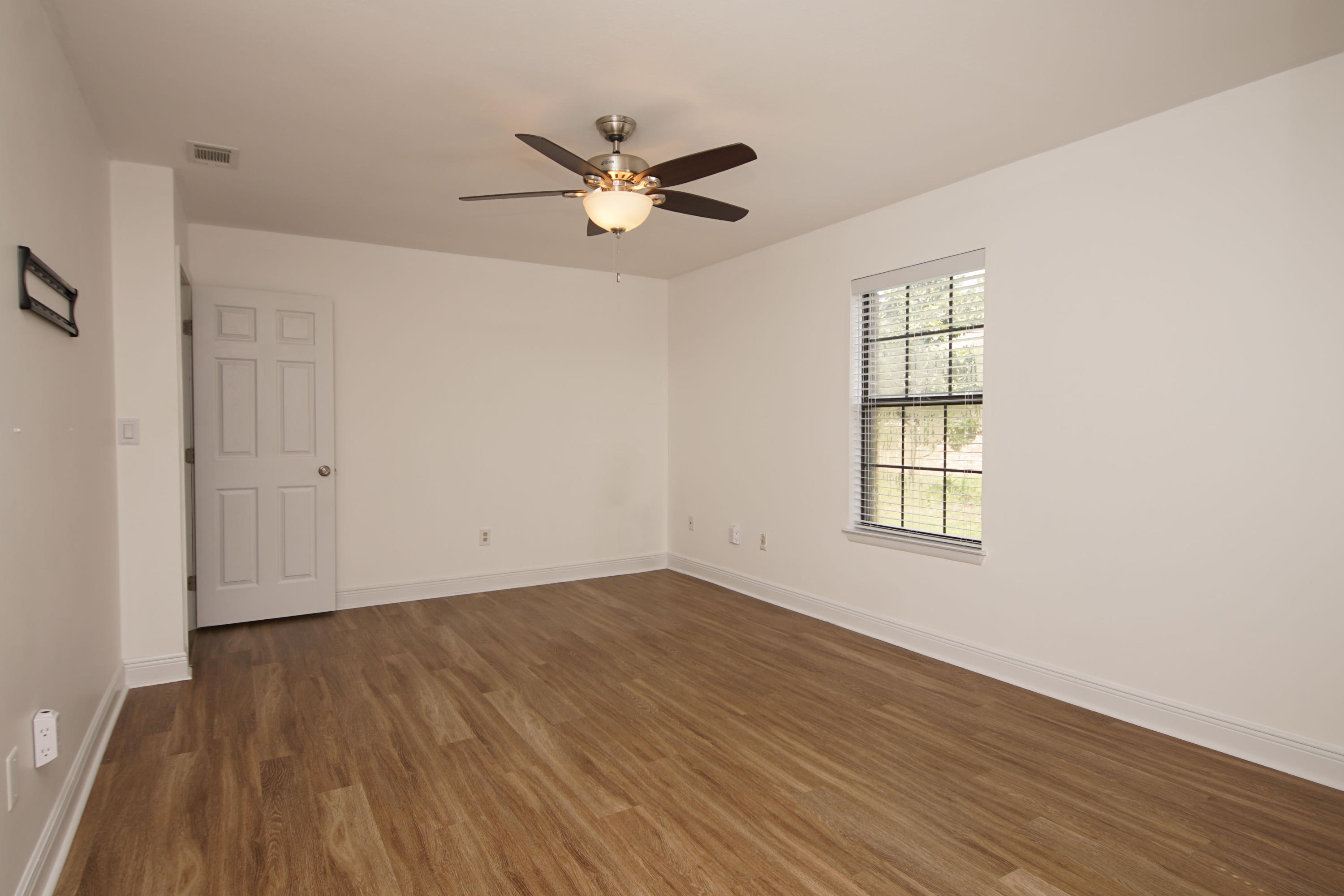 RAINTREE ESTATES #2 - Residential