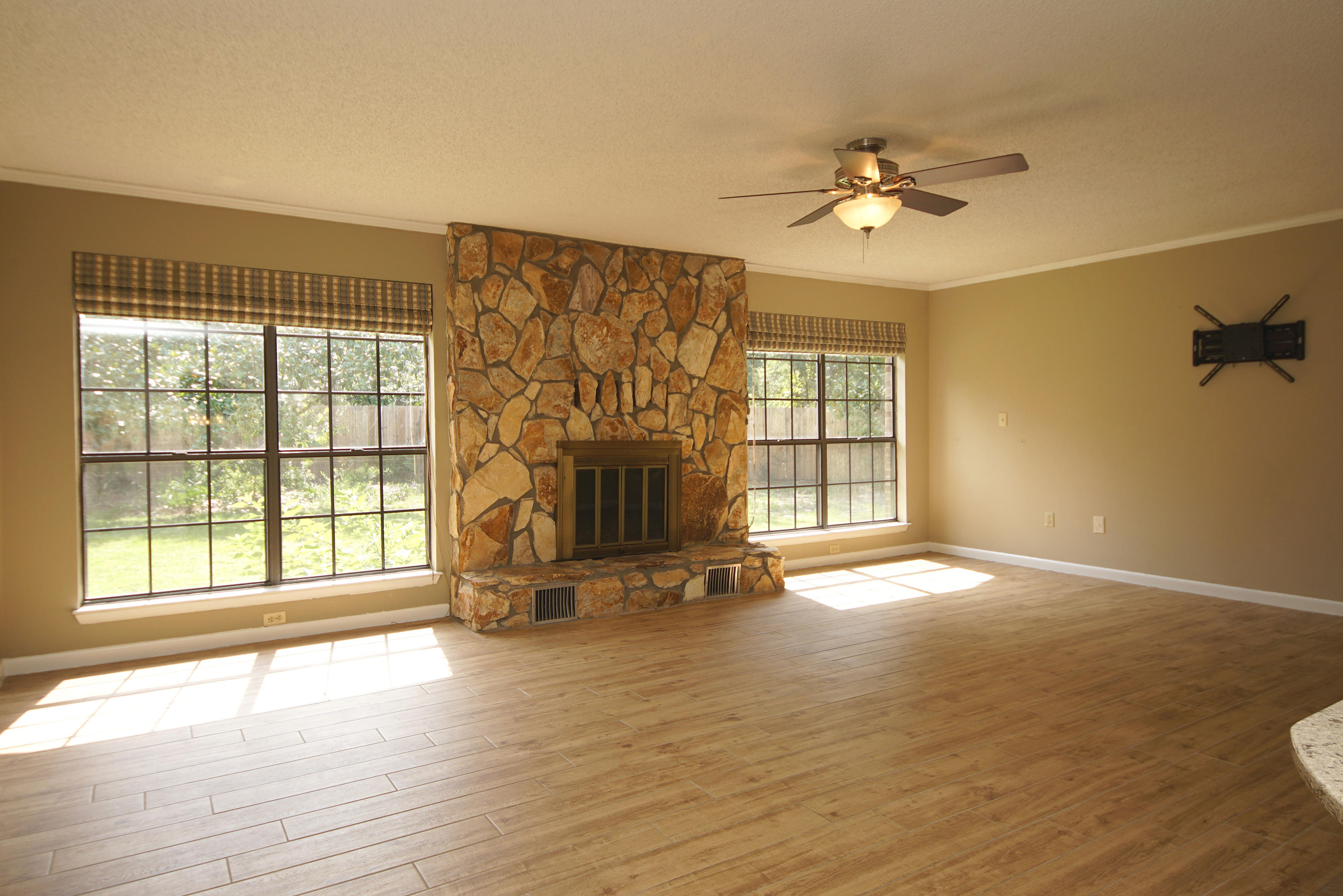 RAINTREE ESTATES #2 - Residential