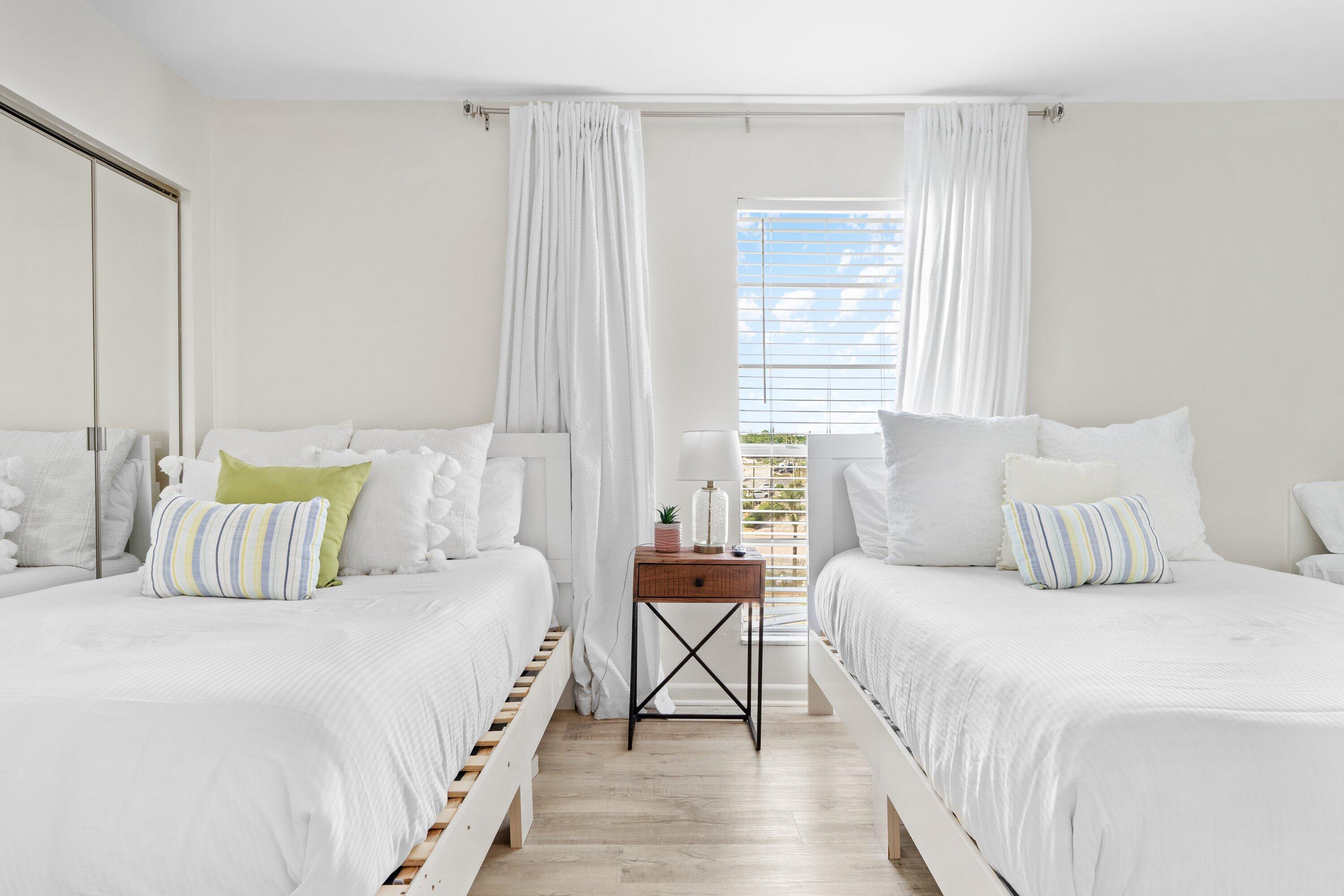 SILVER DUNES CONDO - Residential