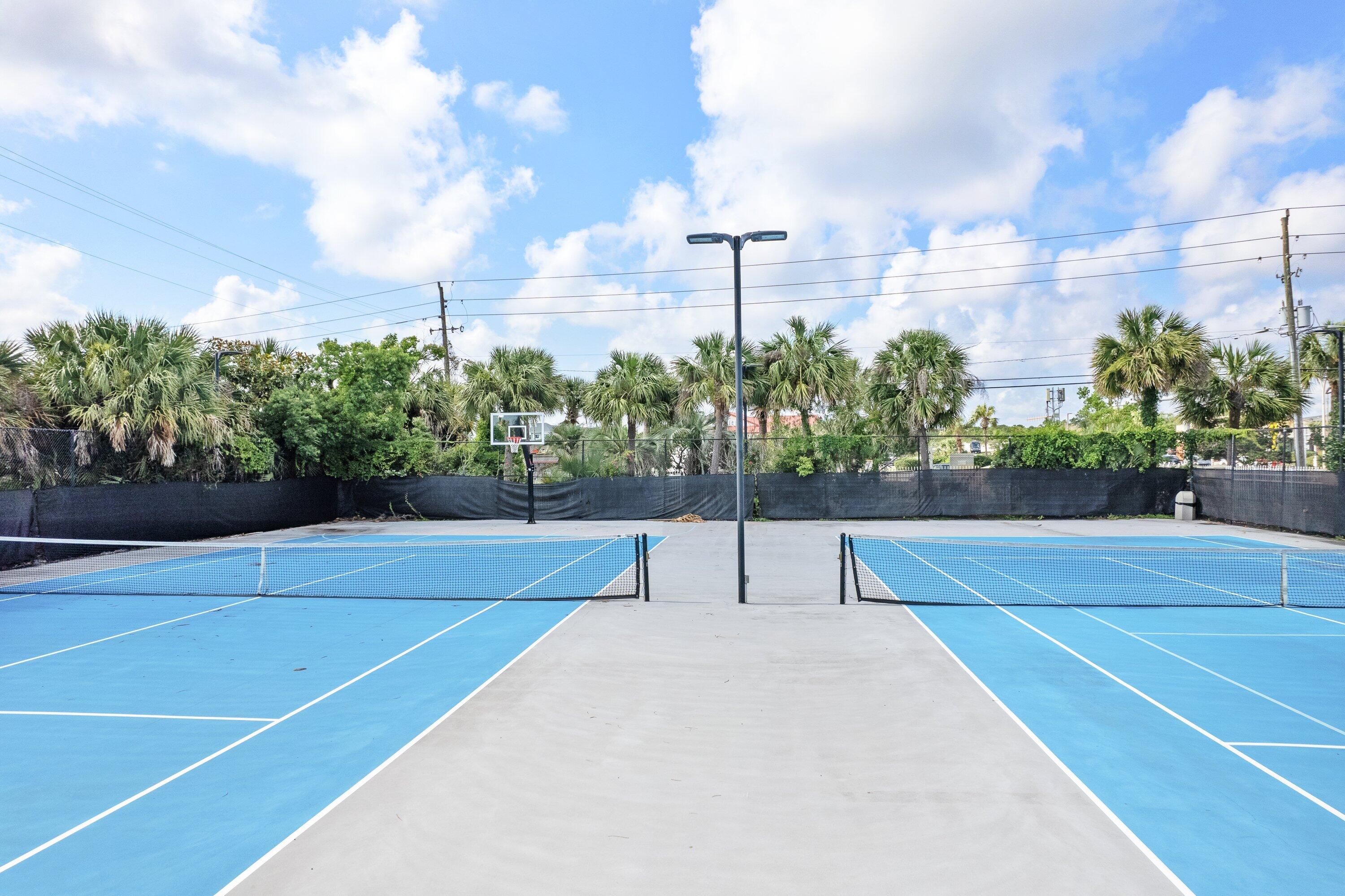 SILVER DUNES CONDO - Residential