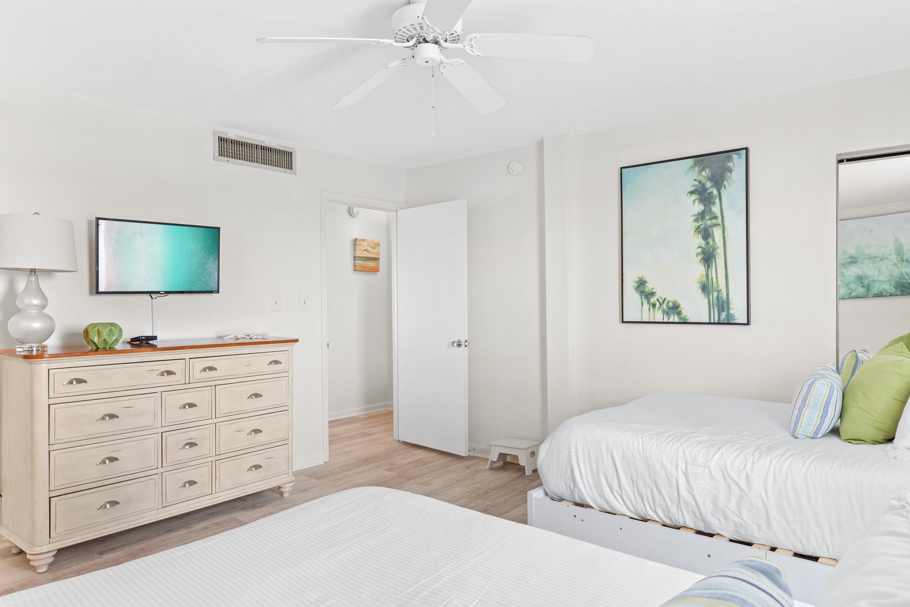 SILVER DUNES CONDO - Residential