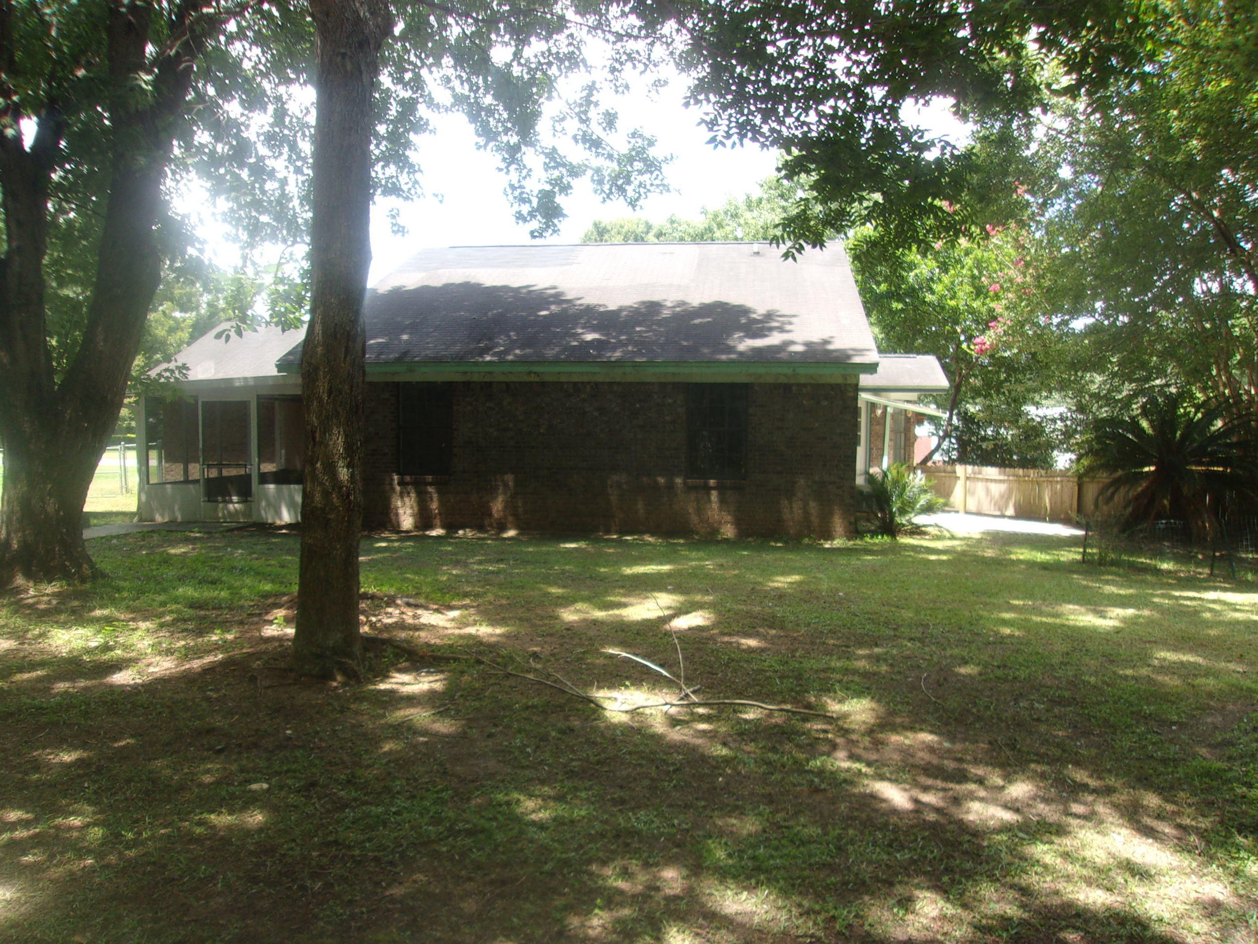 DOGWOOD ESTATES - Residential