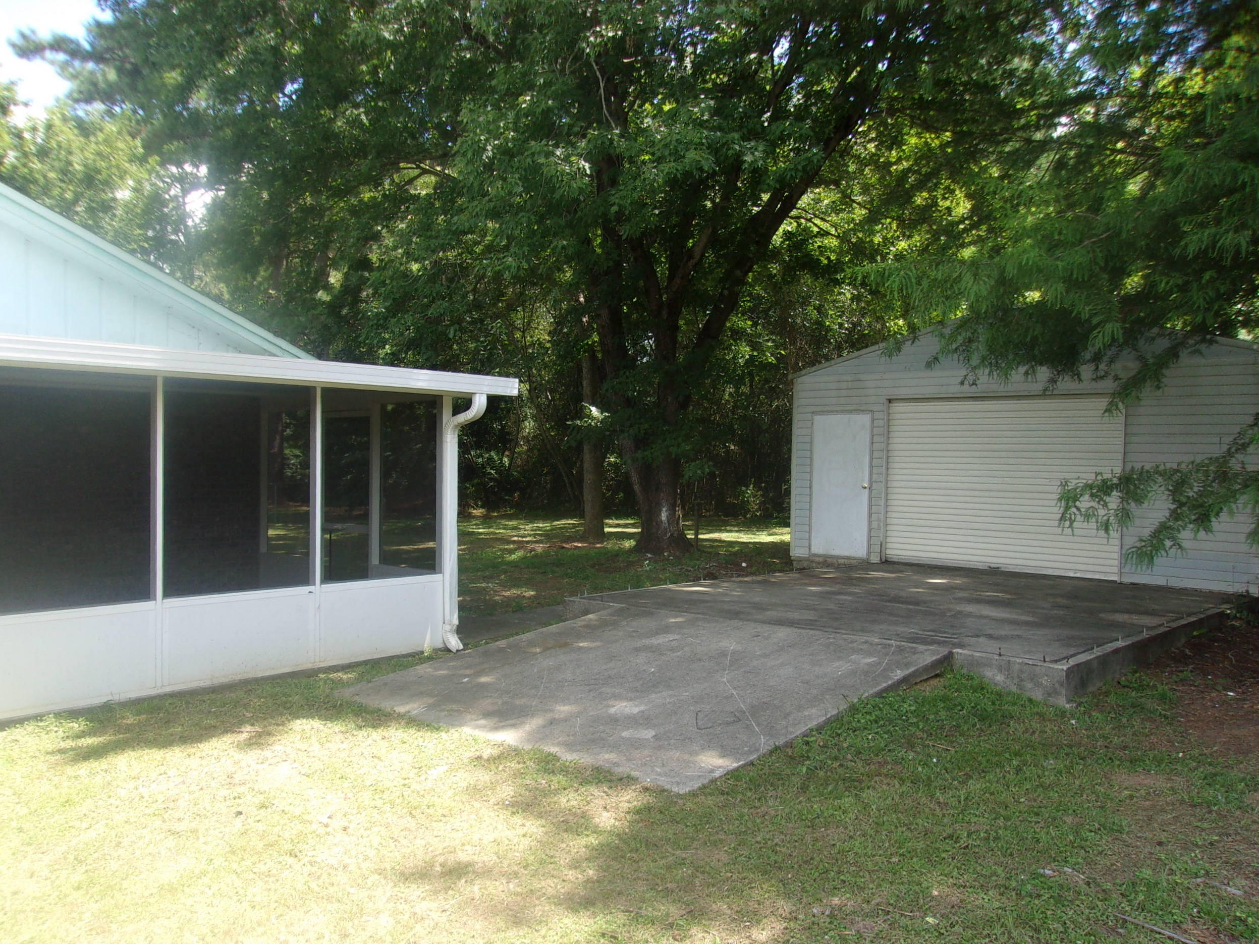 DOGWOOD ESTATES - Residential