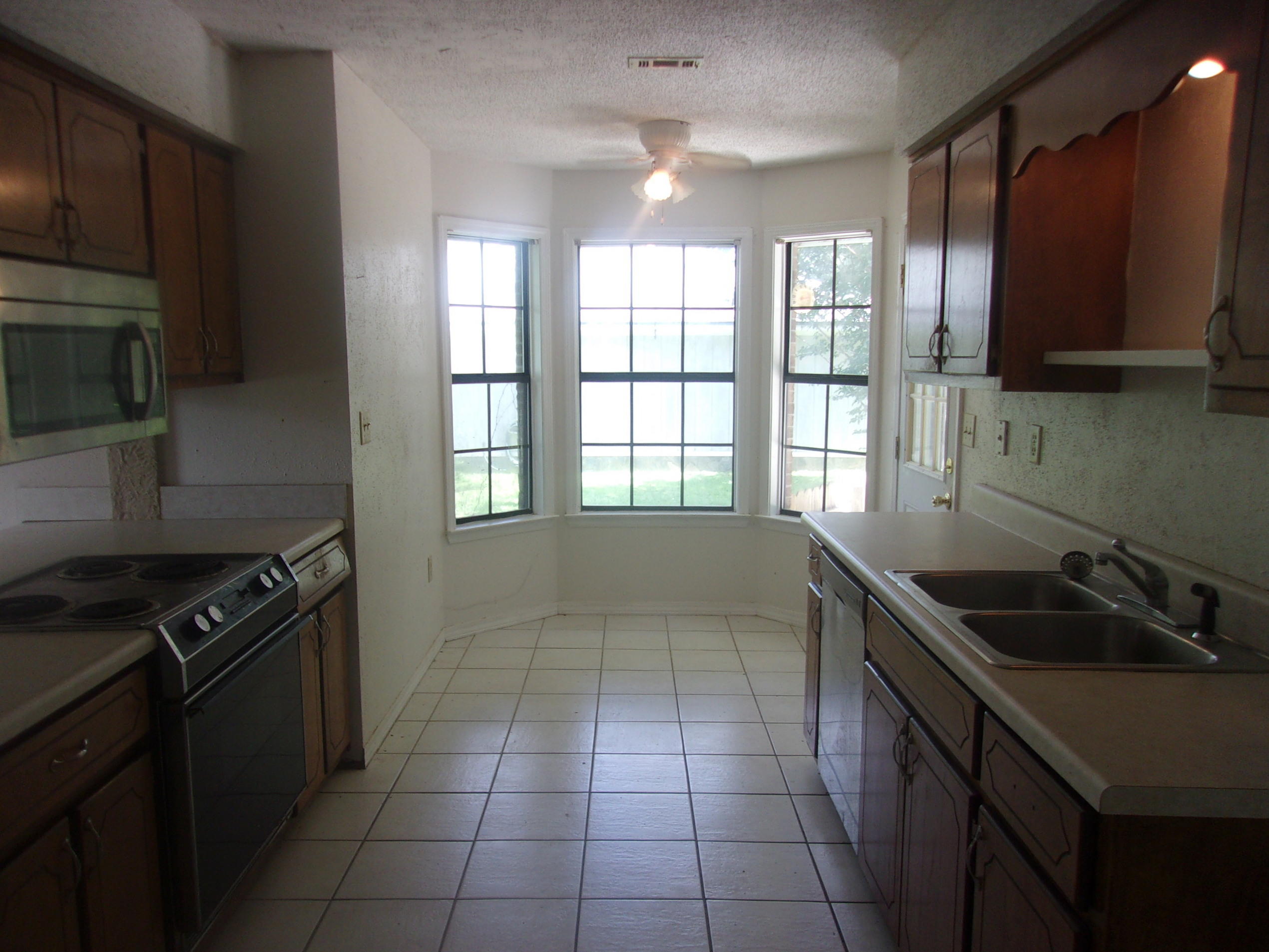 DOGWOOD ESTATES - Residential