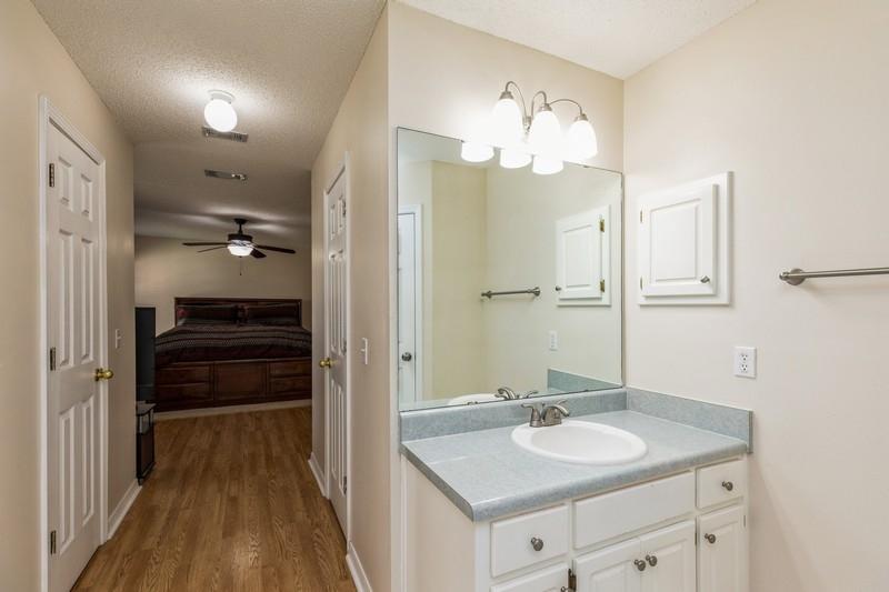 CHEROKEE BEND S/D - Residential