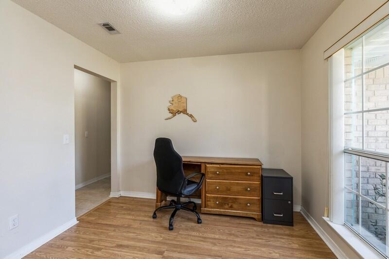 CHEROKEE BEND S/D - Residential