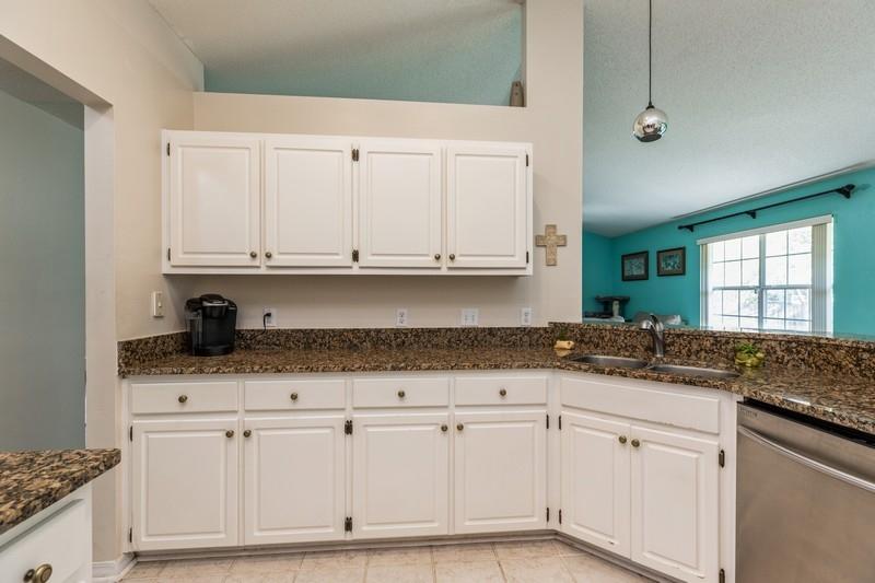 CHEROKEE BEND S/D - Residential