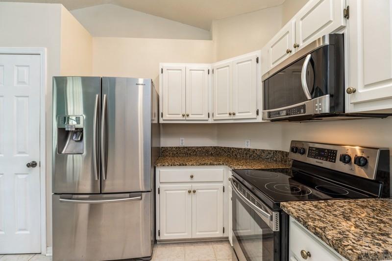 CHEROKEE BEND S/D - Residential