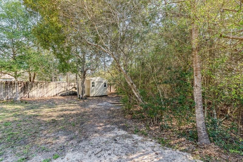 CHEROKEE BEND S/D - Residential