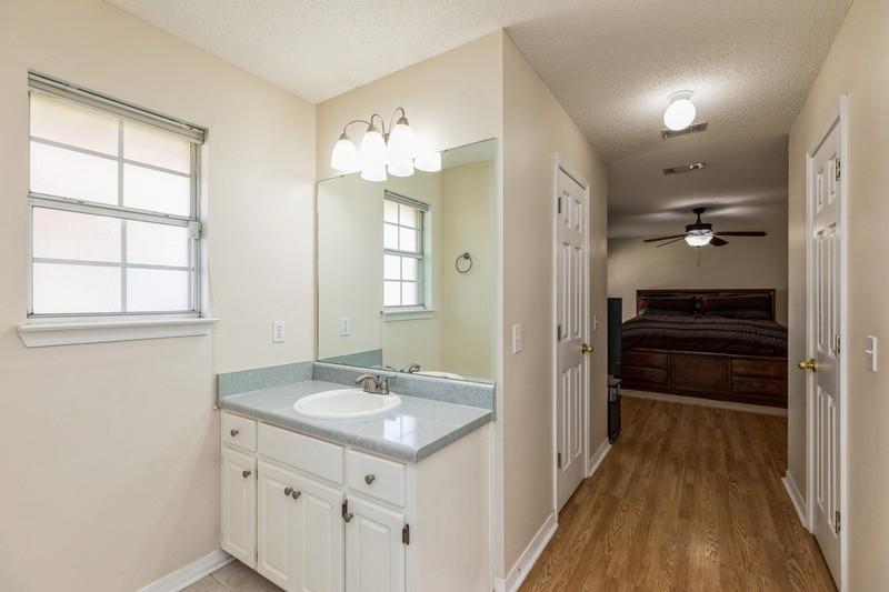 CHEROKEE BEND S/D - Residential