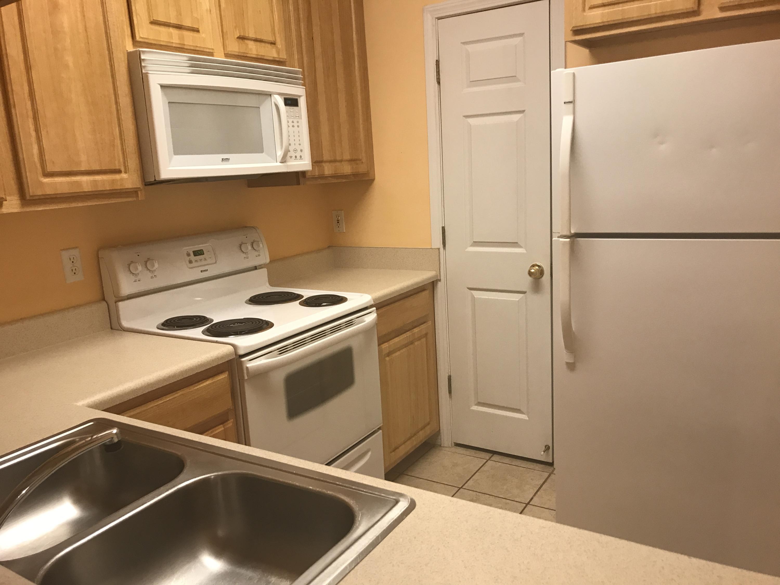 PORT DIXIE - Residential Lease