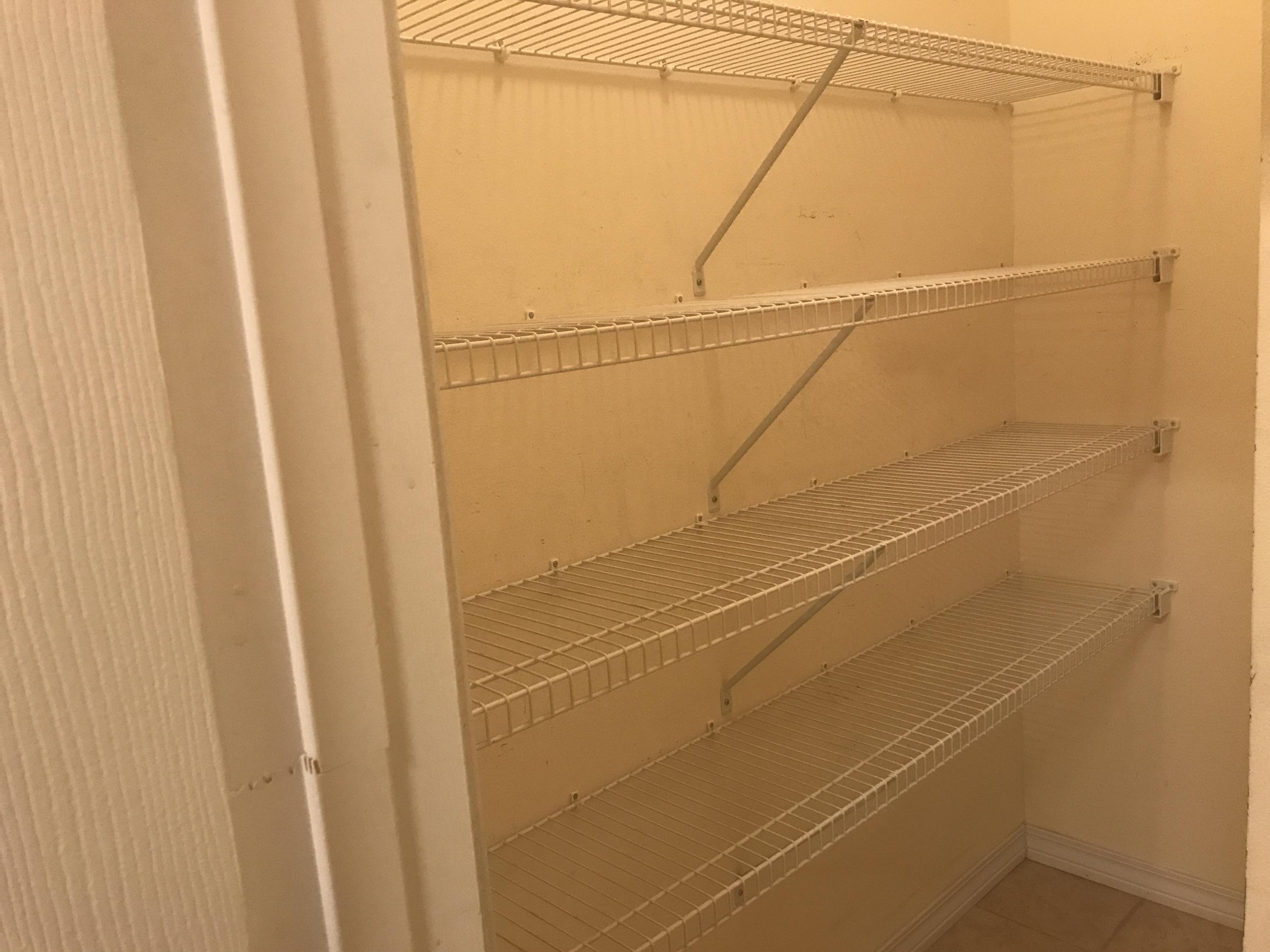 PORT DIXIE - Residential Lease