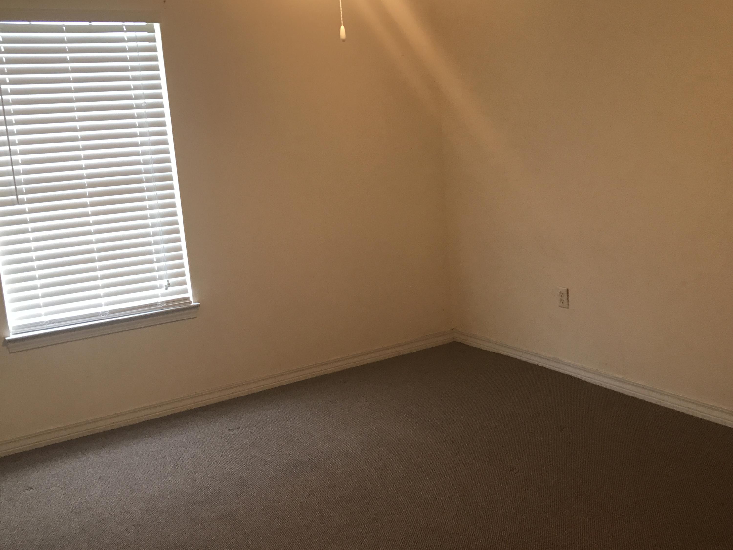 PORT DIXIE - Residential Lease