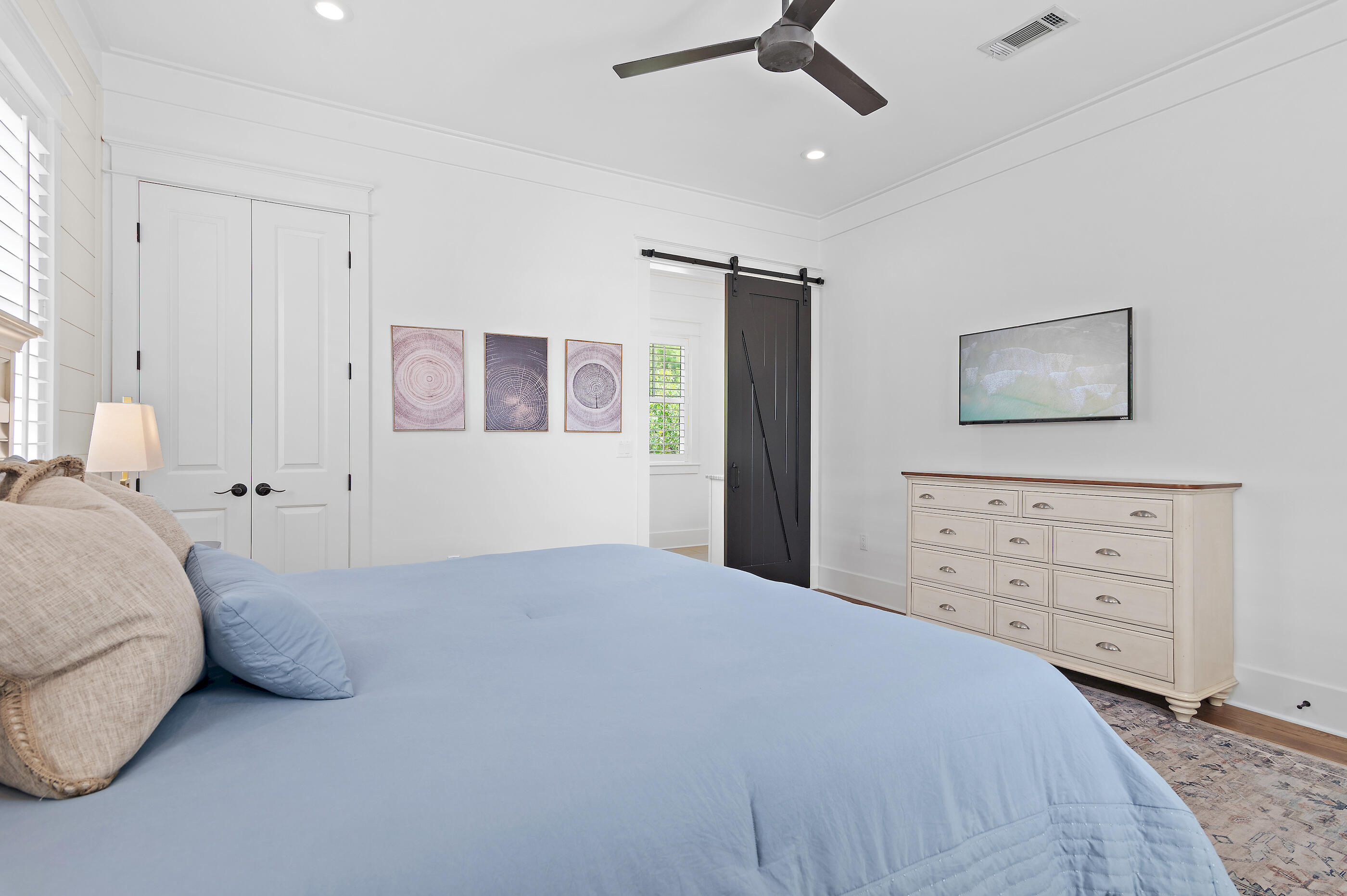 LAKESIDE AT BLUE MOUNTAIN BEACH - Residential