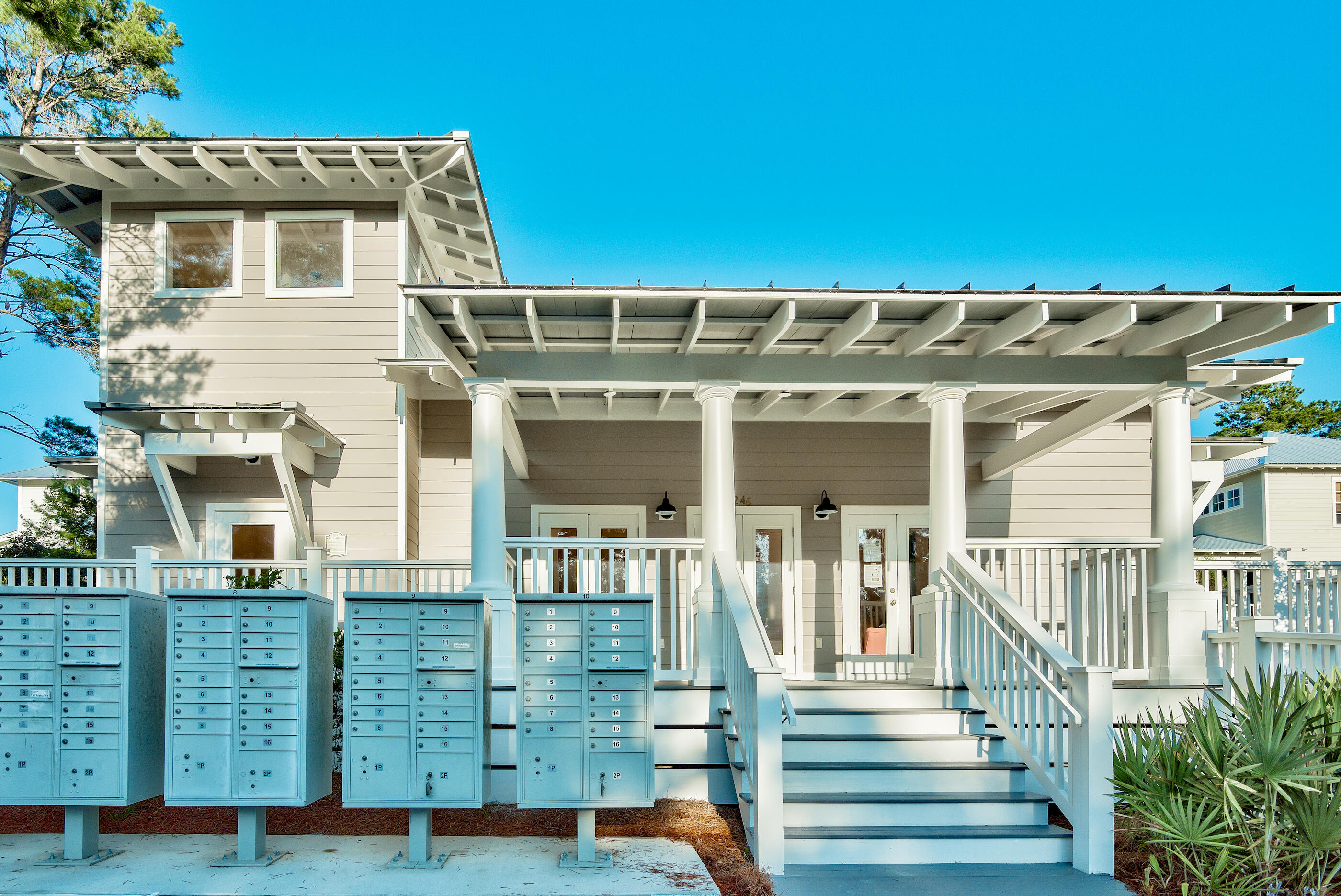 LAKESIDE AT BLUE MOUNTAIN BEACH - Residential