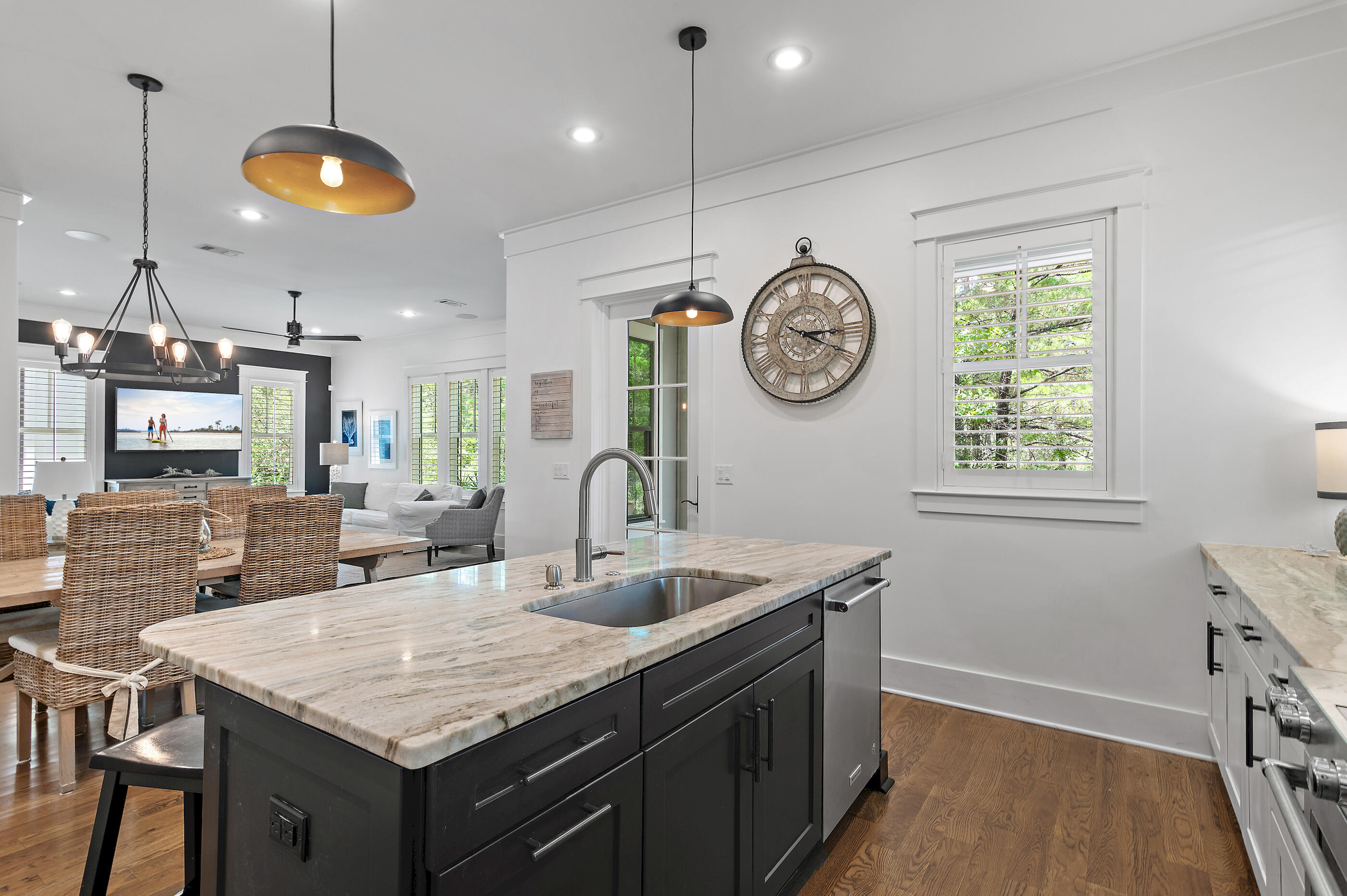 LAKESIDE AT BLUE MOUNTAIN BEACH - Residential