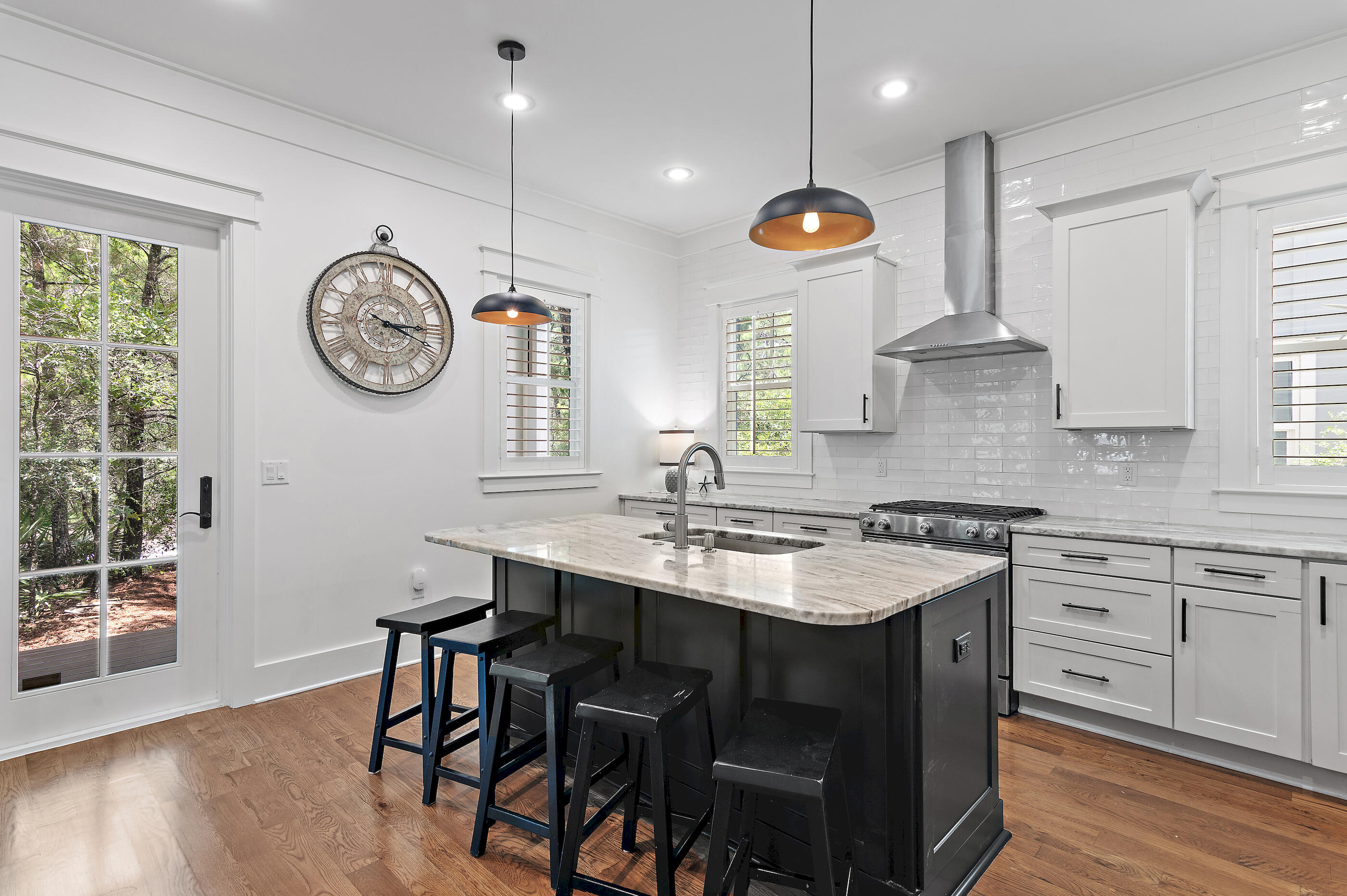 LAKESIDE AT BLUE MOUNTAIN BEACH - Residential