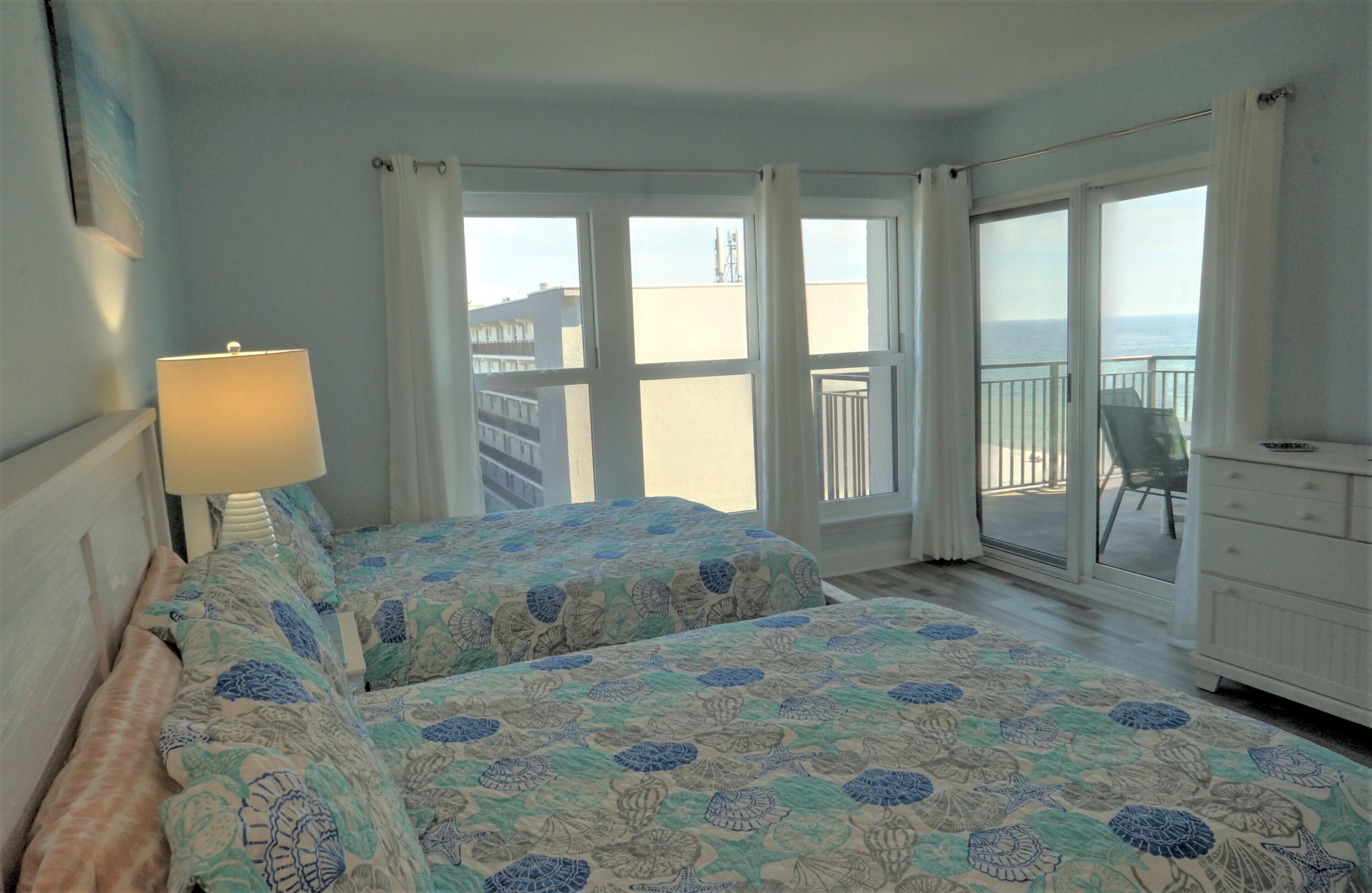 EMERALD ISLE - Residential