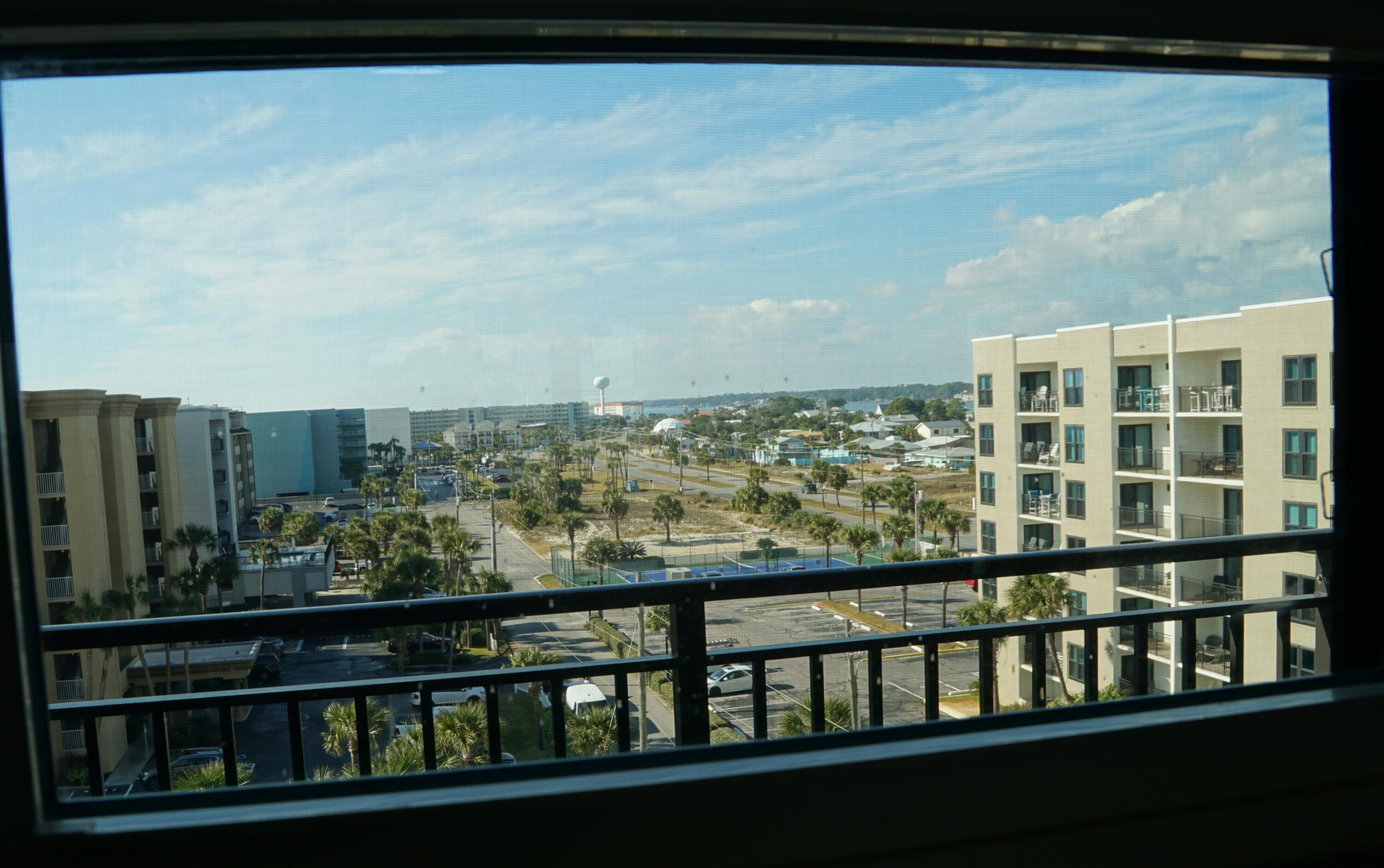 EMERALD ISLE - Residential